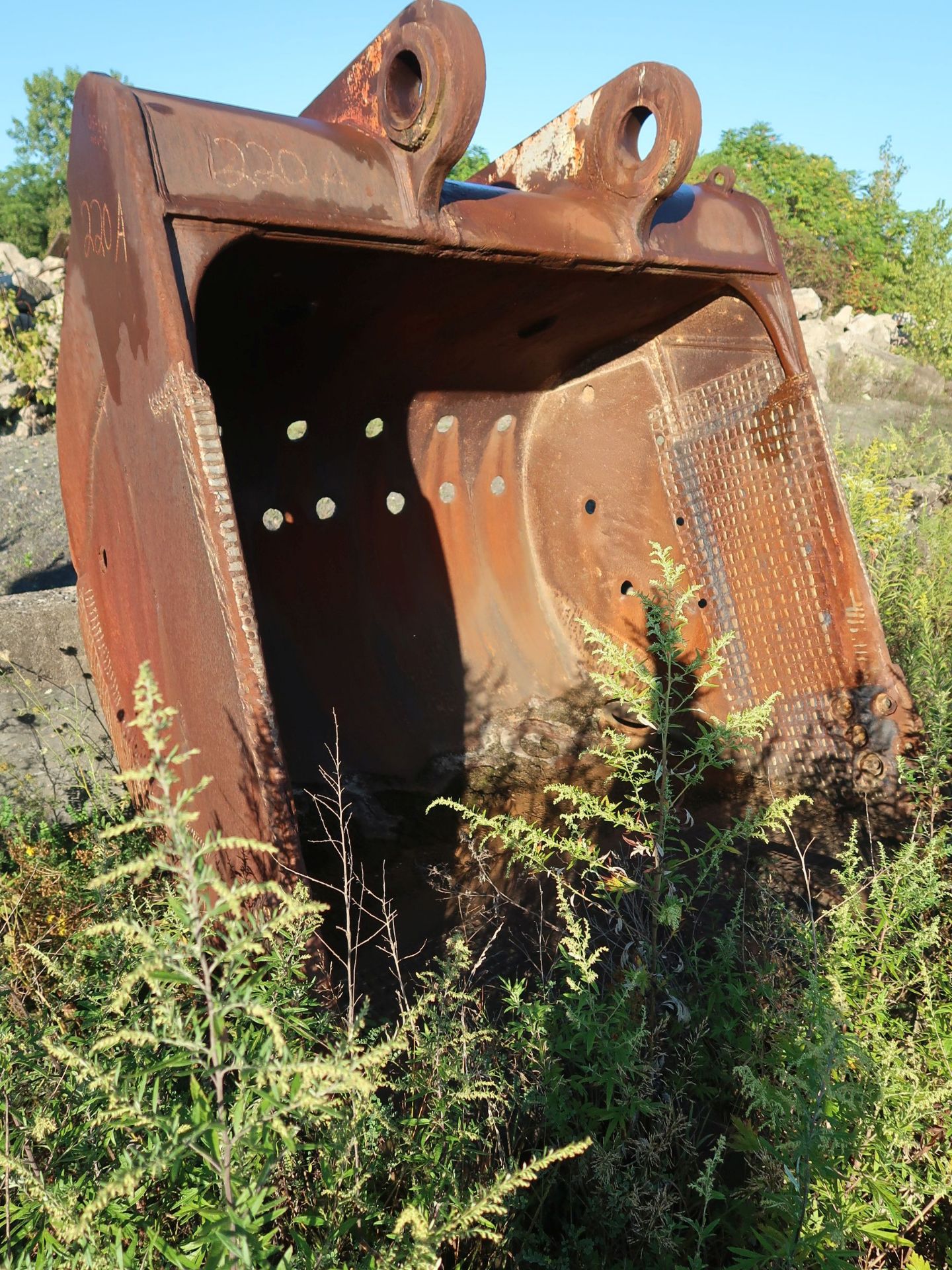 80" EXCAVATOR BUCKET - Image 2 of 2