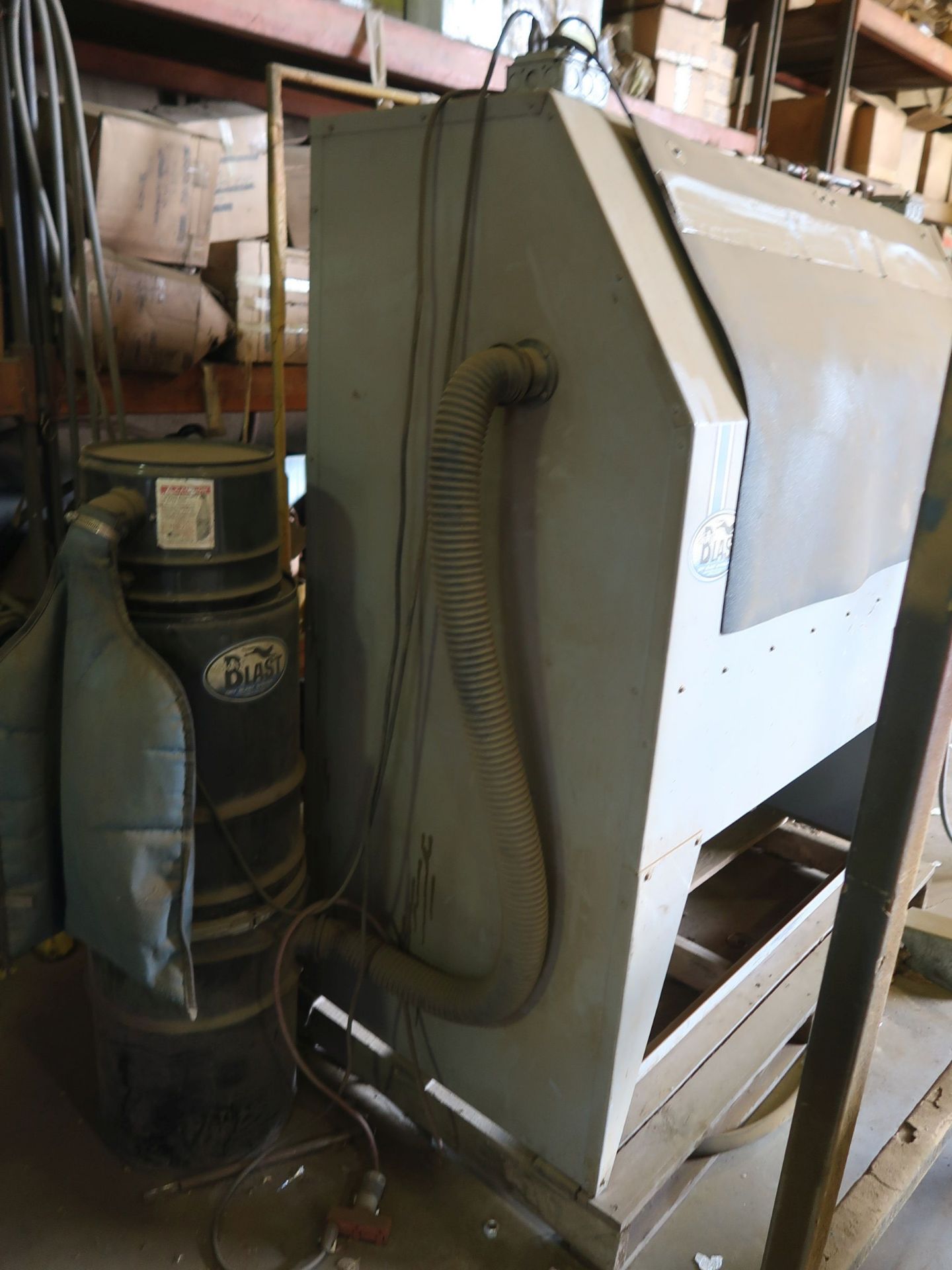 48" SKAT BLAST CABINET WITH DUST COLLECTOR - Image 2 of 3