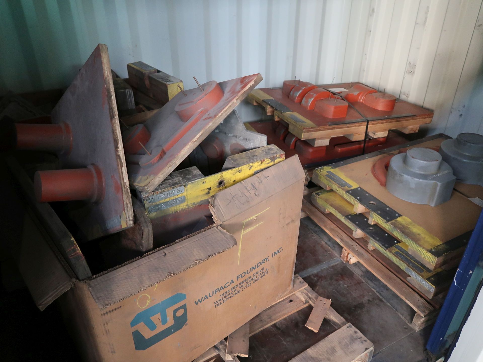 (LOT) LARGE OFFERING OF ALLIED GATOR PARTS THAT ARE STORED IN (160) CONEX CONTIANERS, YELLOW STEEL - Image 18 of 190