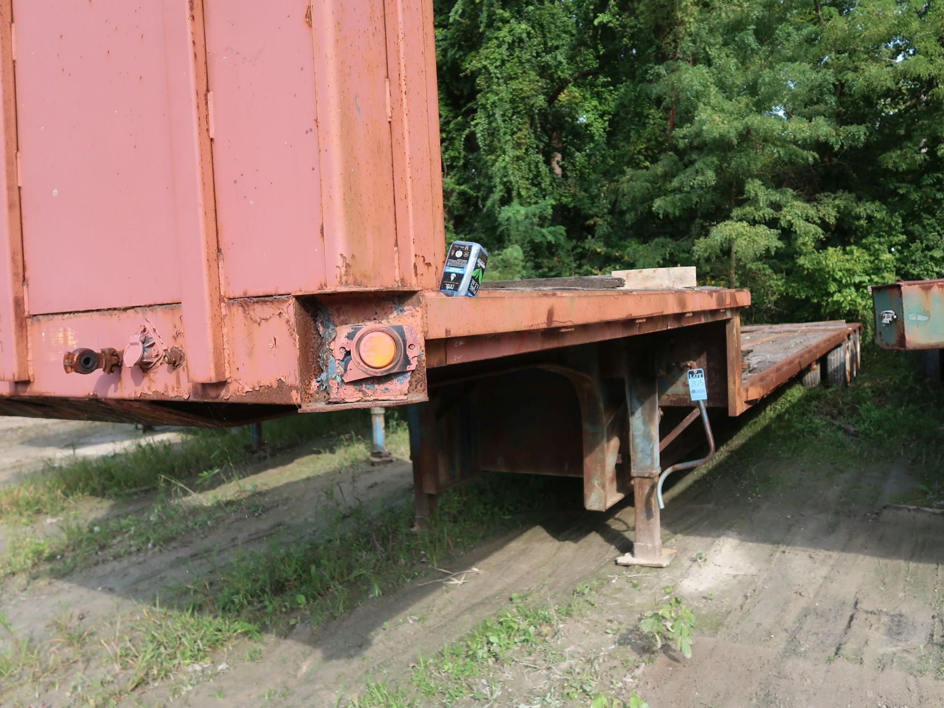 APPROX. 30' SINGLE DROP YARD TRAILER, NO. RED DD (NO TITLE) - Image 2 of 2