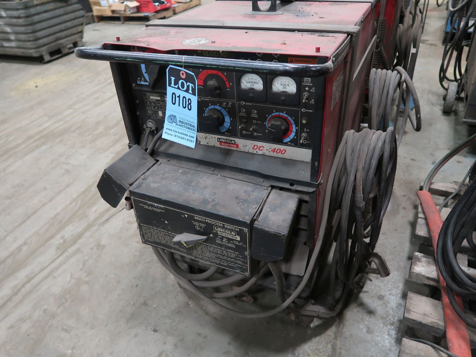 400 AMP LINCOLN DC-400 ARC WELDER W/ MULTI-PROCESS SWITCH