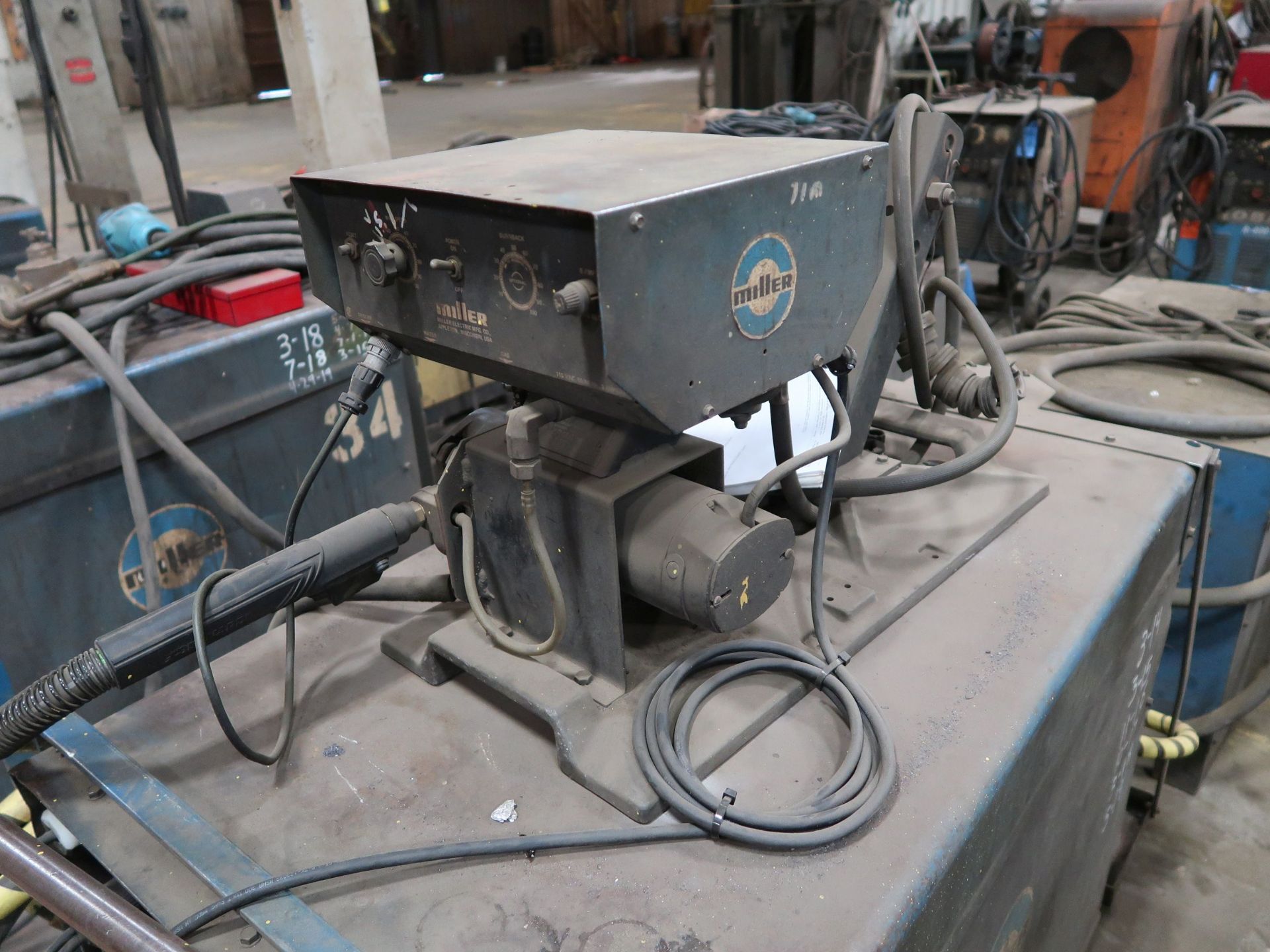 650 AMP MILLER DELTAWELD 650 CP DC ARC WELDER W/ S-52F WIRE FEED - Image 2 of 4