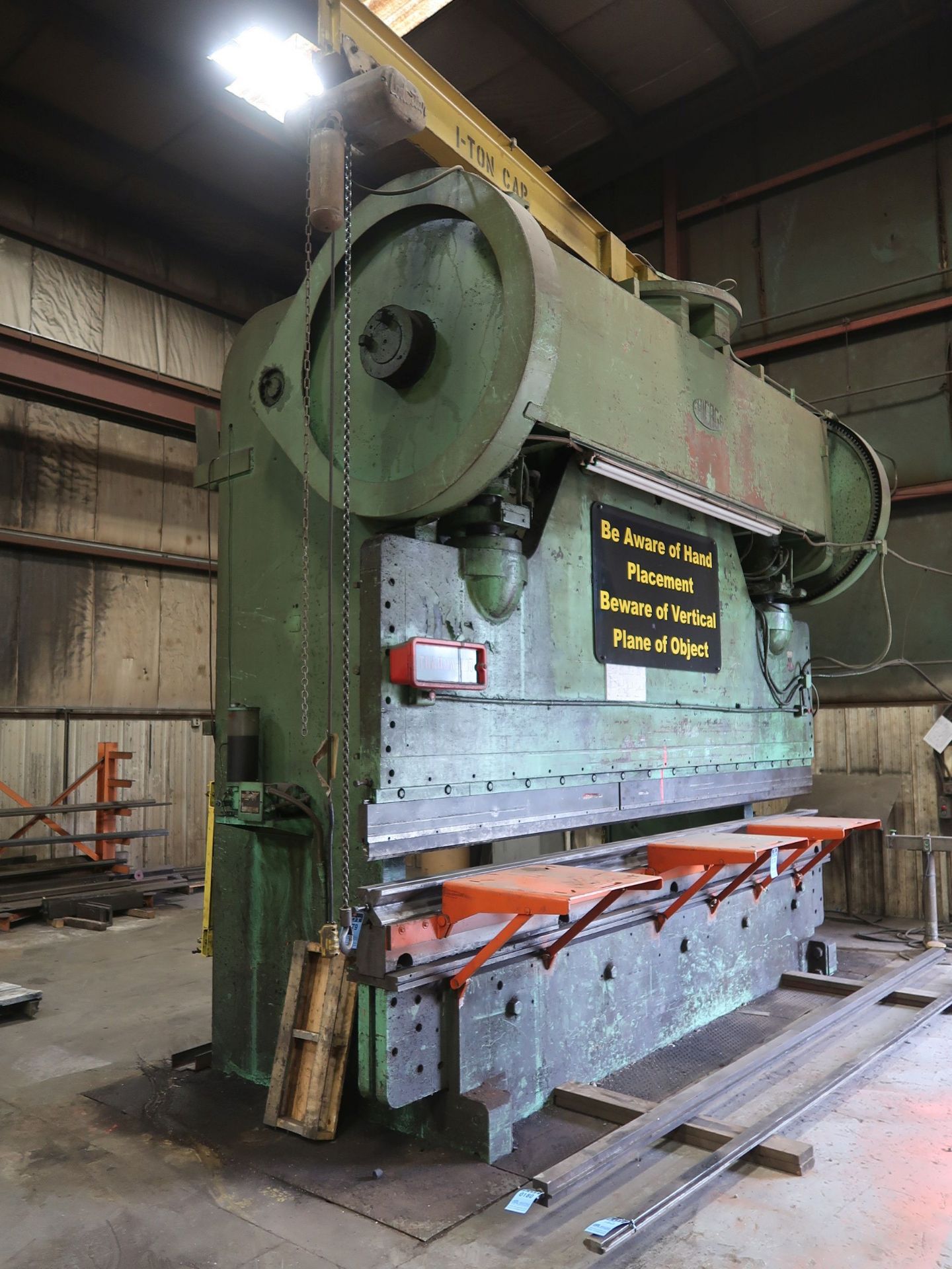 750 TON (APPROX.) X 16' DRIES & KRUMP CHICAGO MODEL 812 MECHANICAL POWER PRESS BRAKE; S/N P7577, - Image 2 of 12