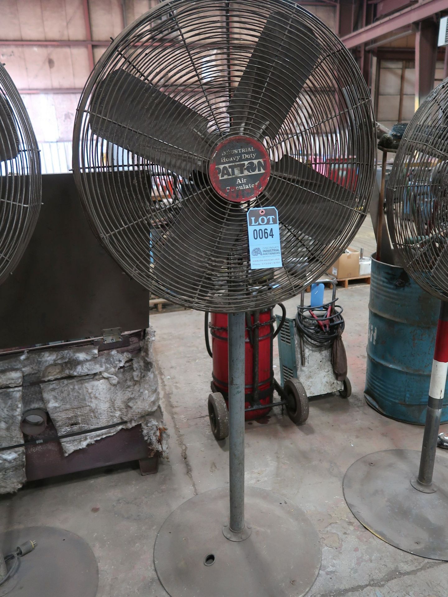 30" INDUSTRIAL DUTY PEDESTAL AIR CIRCULATOR