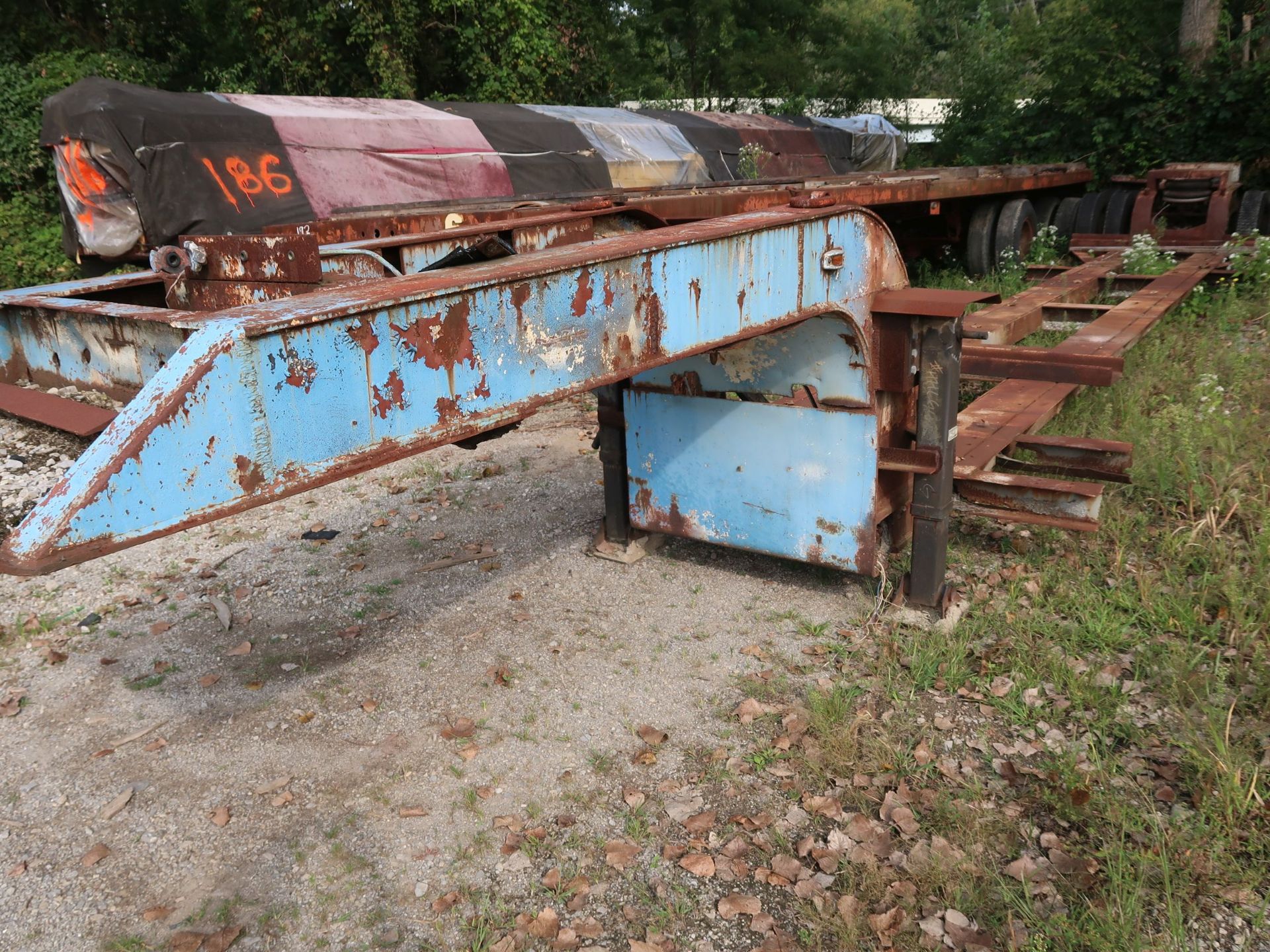 36' APPROX. DROP BEAM TRAILER (NO TITLE) - Image 2 of 2