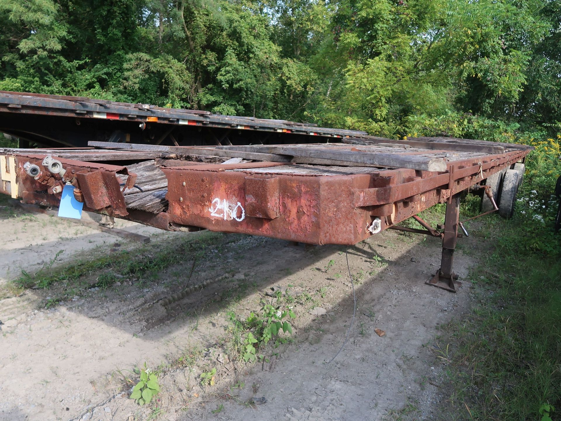 APPROX. 40' FLAT BED YARD TRAILER, NO. 4 (NO TITLE) - Image 2 of 2