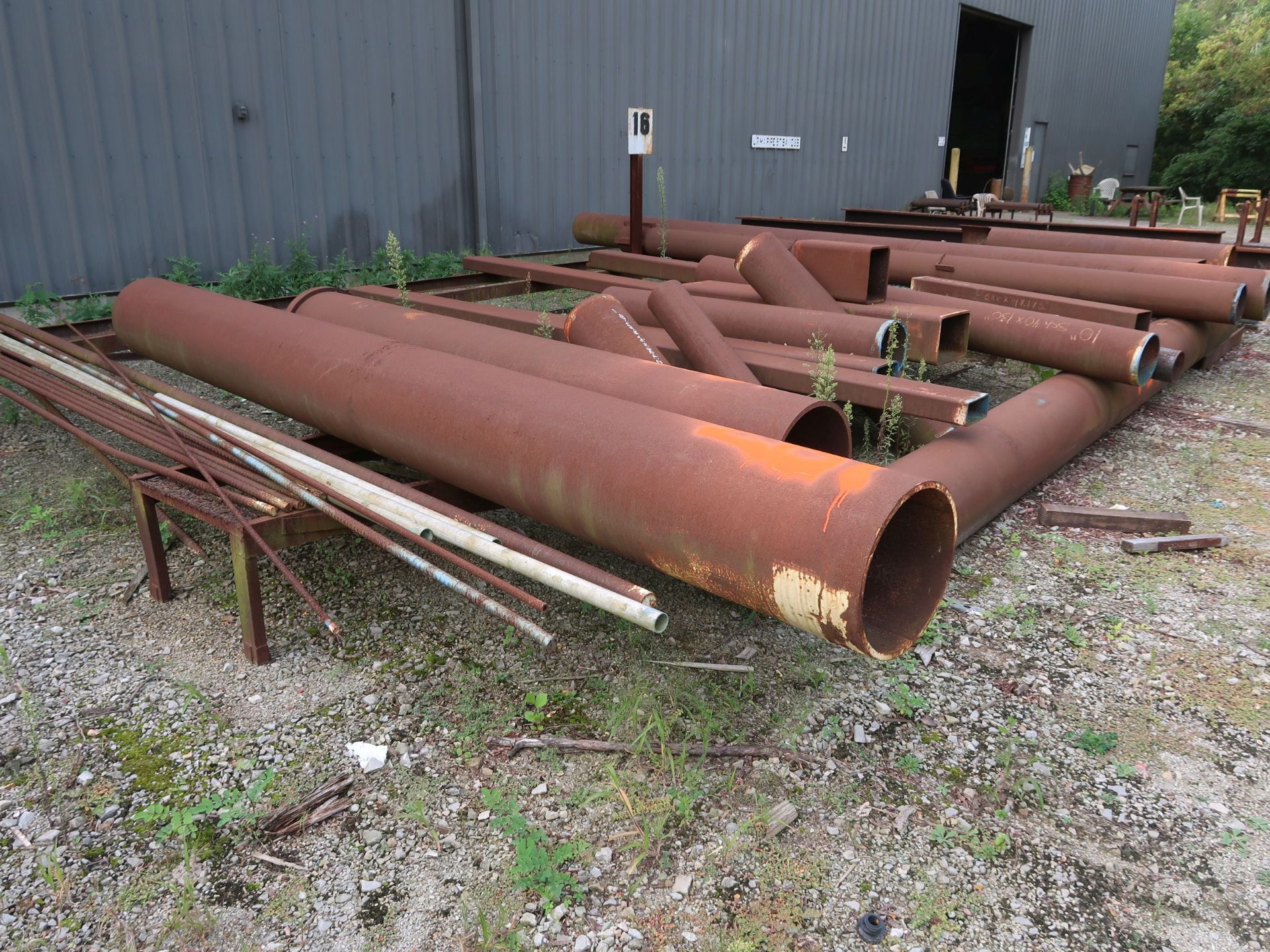 (LOT) MISC. STEEL ALONG BUILDING FROM GARAGE DOOR TO CORNER OF BUILDING, STRUCTURAL I-BEAMS, (2) - Image 4 of 7