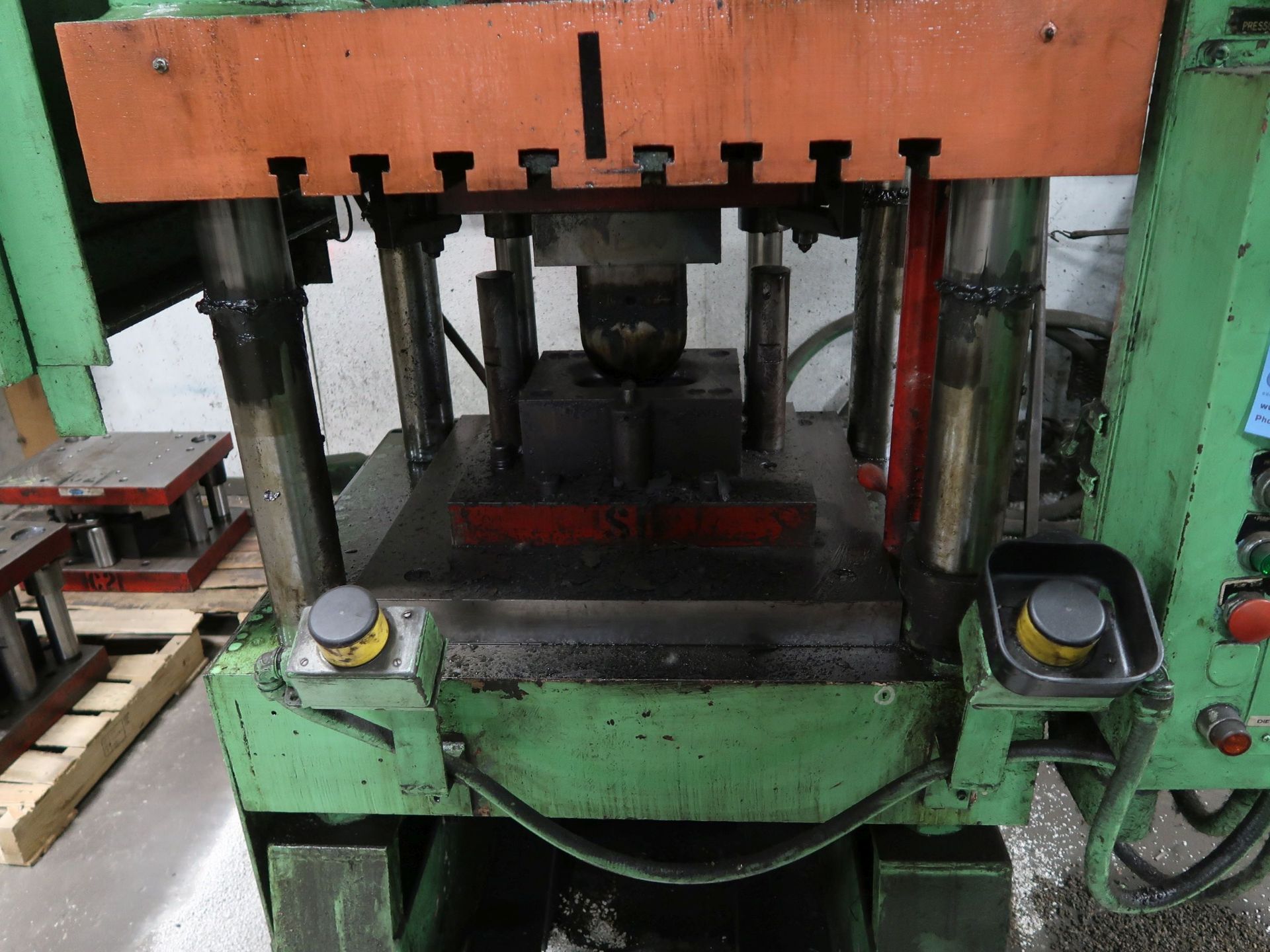 125 TON RODGERS PLASTIC EQUIPMENT MODEL MD125-2629A-WE FOUR-POST HYDRAULIC PRESS; S/N 900155, 4" MIN - Image 5 of 8