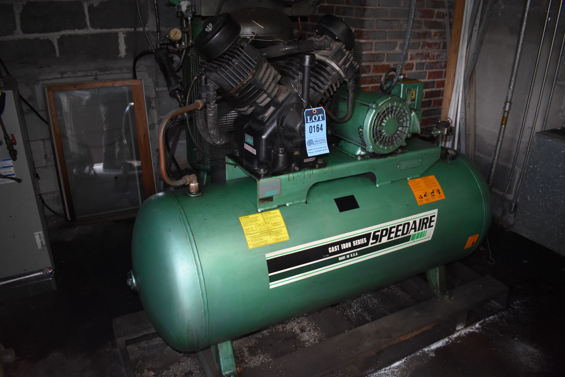 10 HP SPEEDAIRE AIR COMPRESSOR - Image 2 of 3