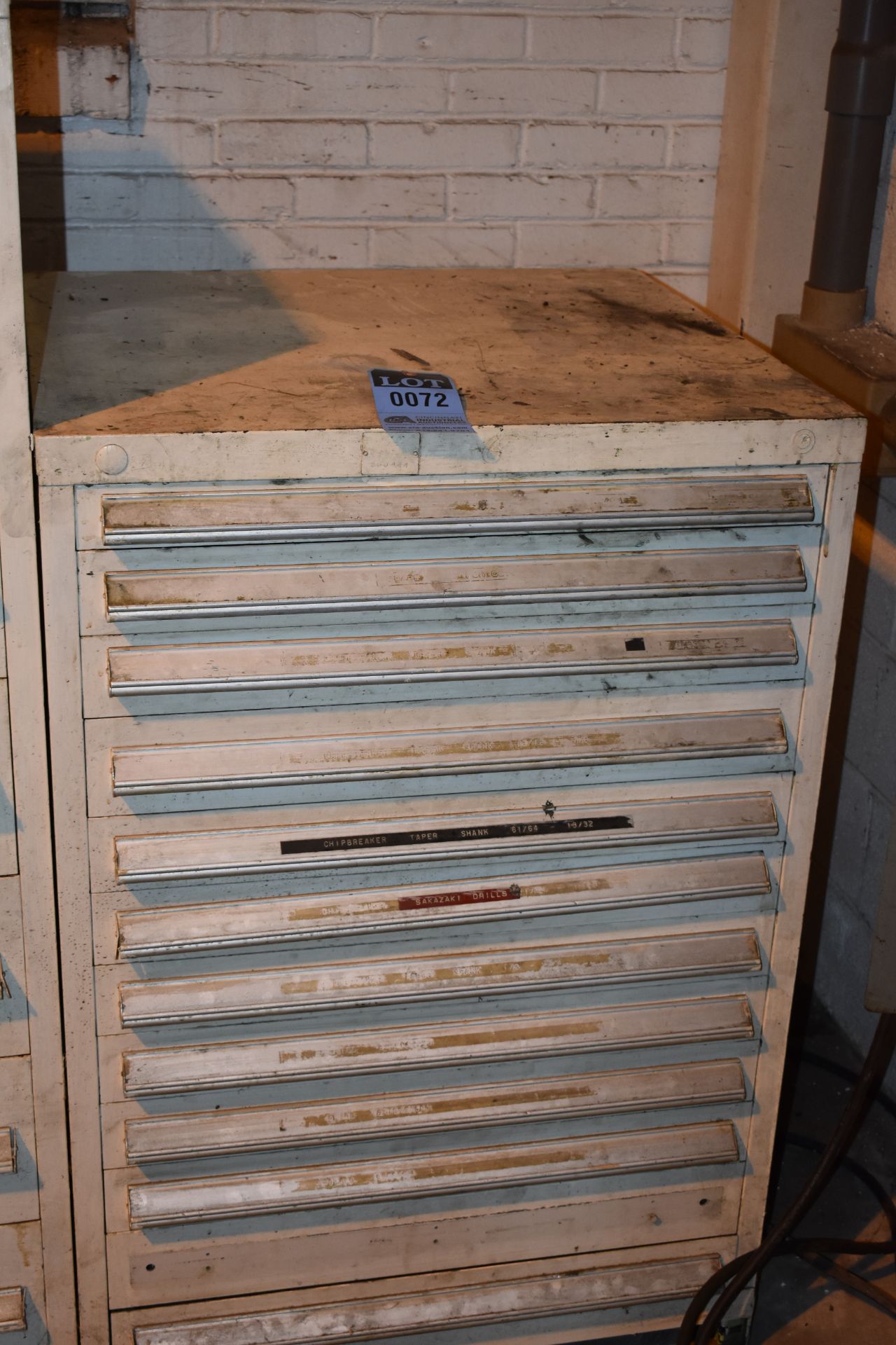 28" X 30" X 44" 12-DRAWER CABINET, NO CONTENTS