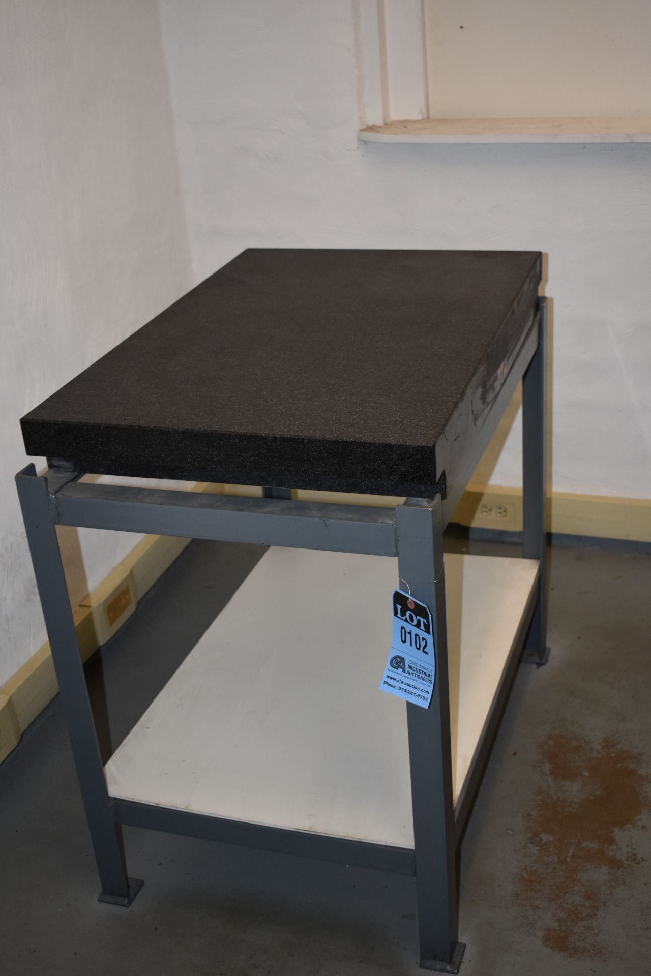 36" X 24" BLACK GRANITE TABLE WITH STAND