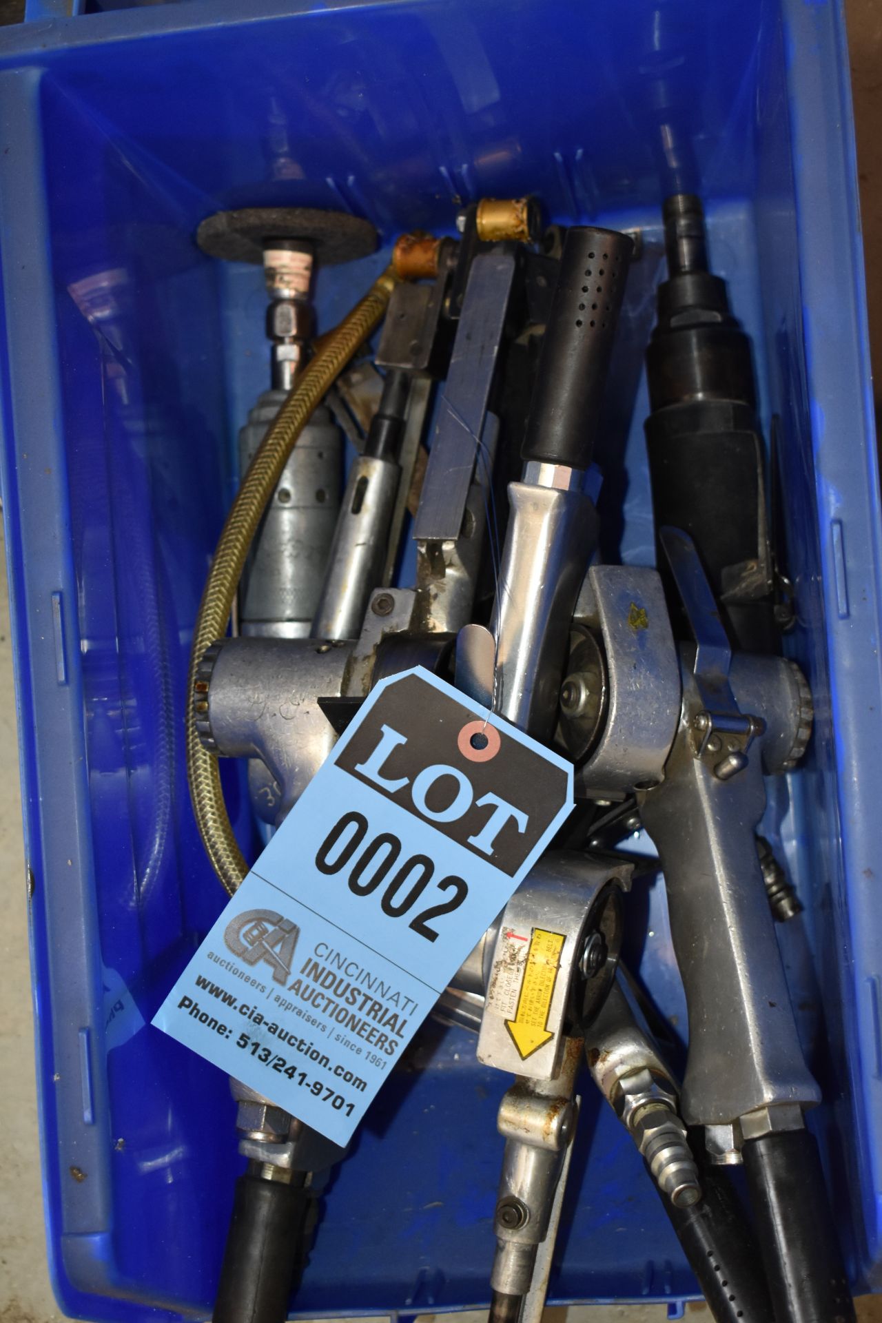 ASSORTED AIR TOOLS