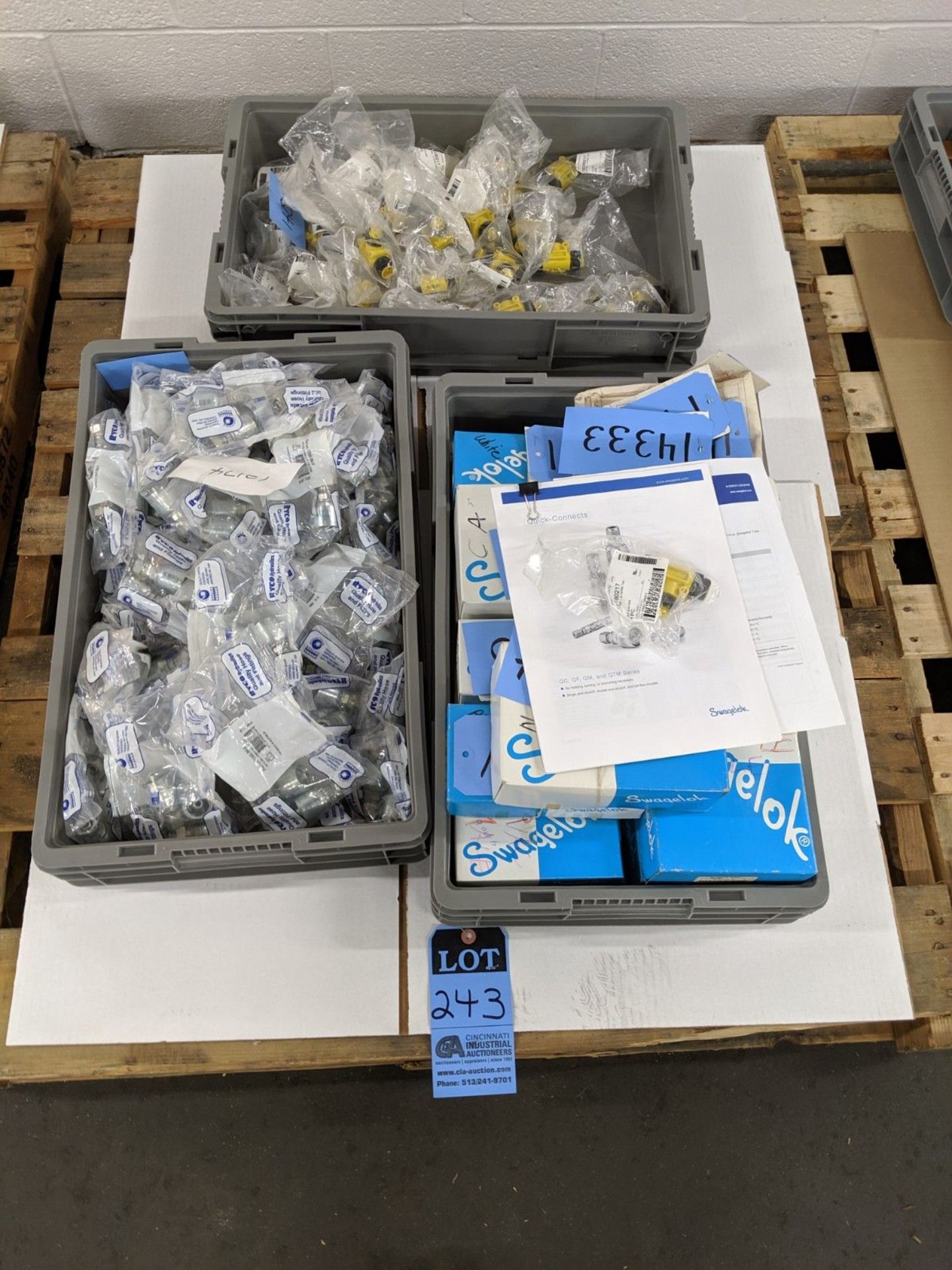 (LOT) HOSE AND TUBING CONNECTORS BY SWAGELOK, RYCO, AND BRAD CONNECTIVITY ** (1) SKID **