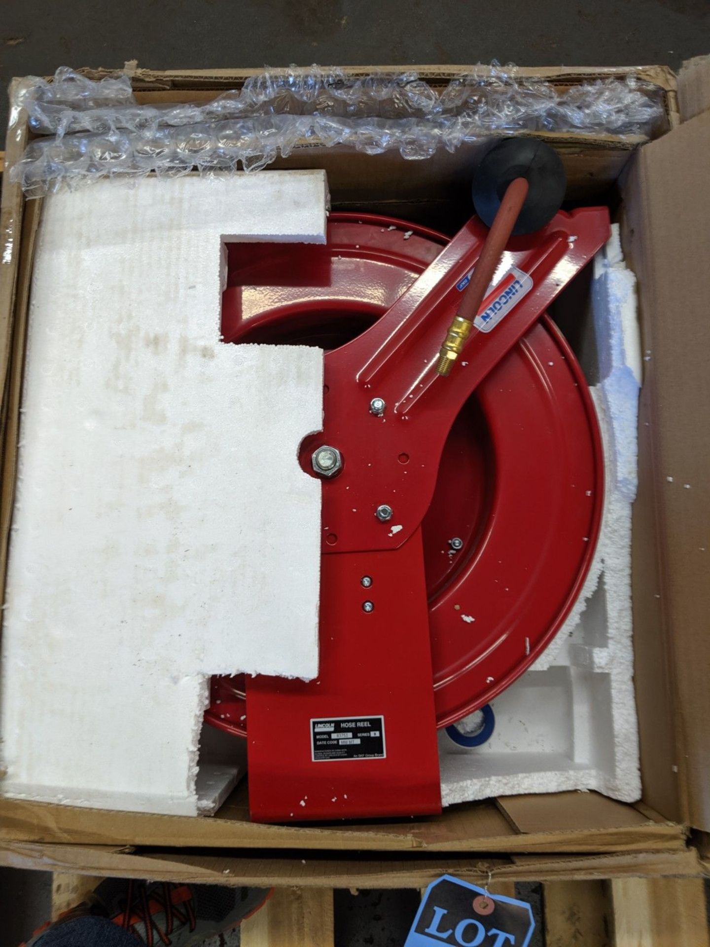 LINCOLN MODEL 83753 SERIES B 50' AIR LINE HOSE REEL ** NEW **