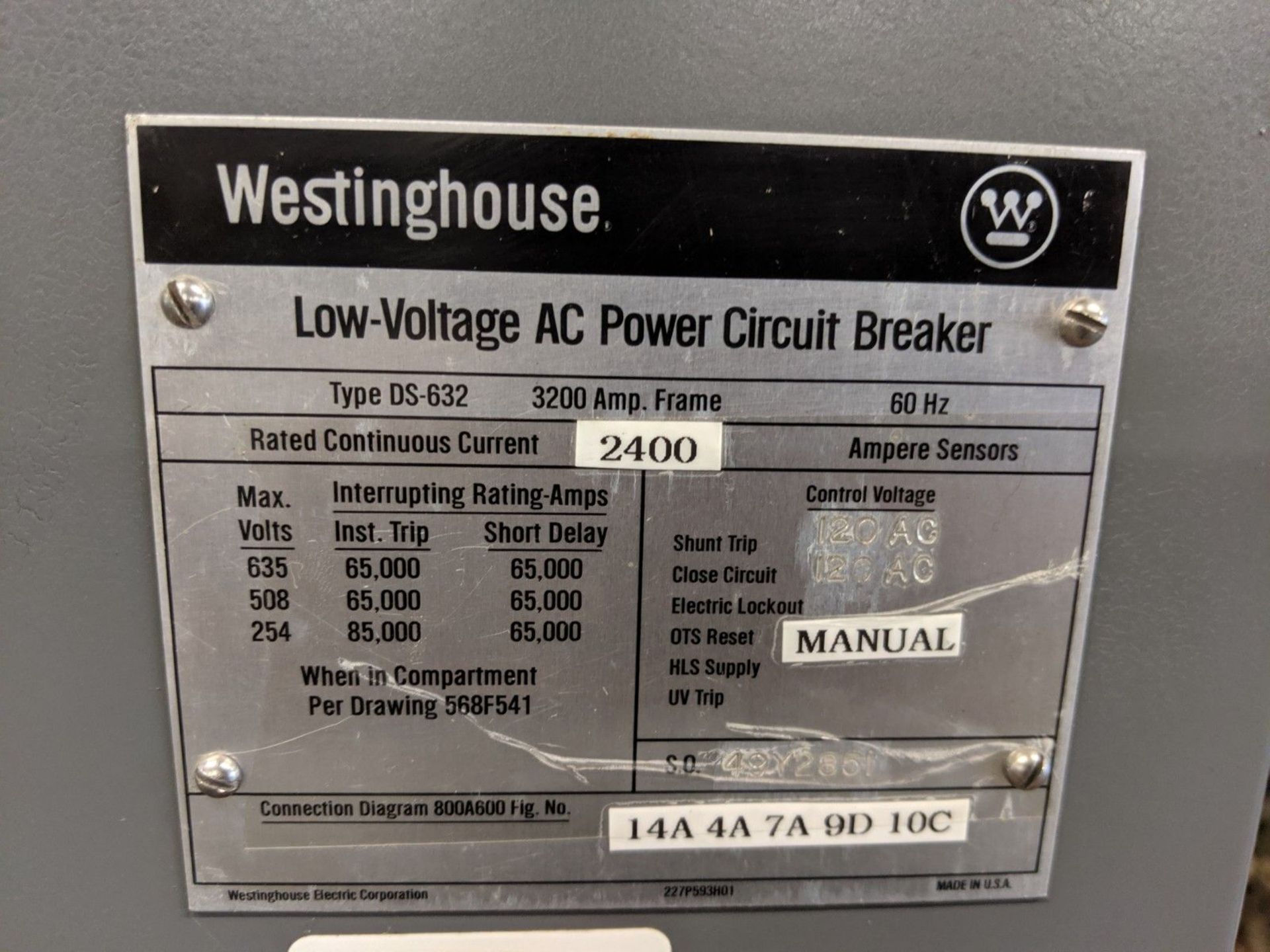 WESTING HOUSE LOW VOLTAGE AC POWER CIRCUIT BREAKER, TYPE DS-632, S/N 49Y2851, 3200 AMP FRAME SIZE ** - Image 2 of 3