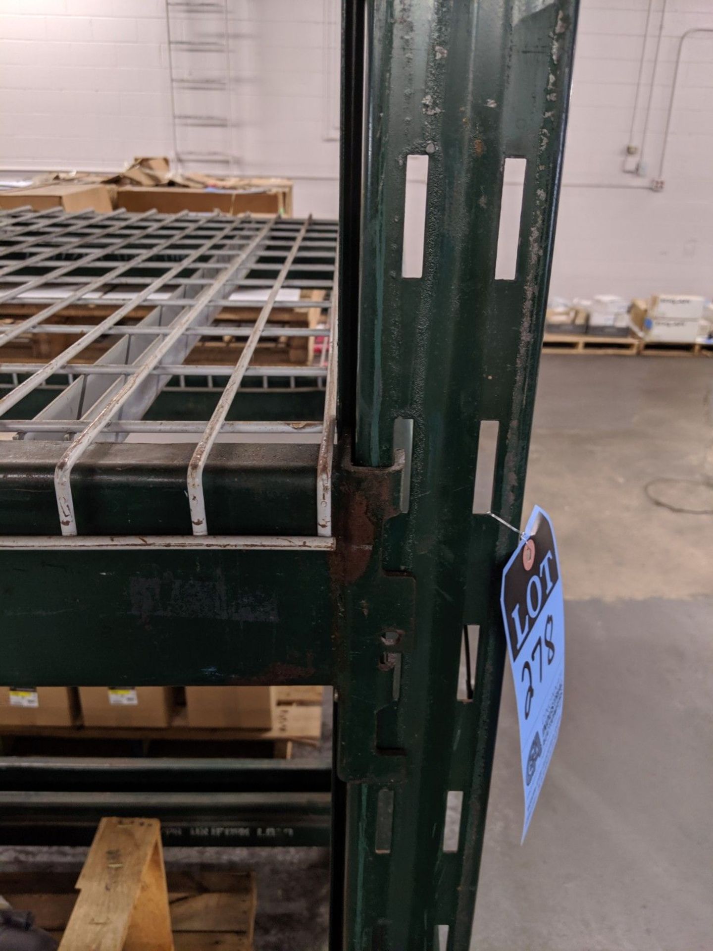 SECTIONS ADJUSTABLE BEAM PALLET RACK, 44" DEEP X 92" WIDE X 10' TALL, WITH WIRE DECKING ** DELAYED - Image 5 of 5