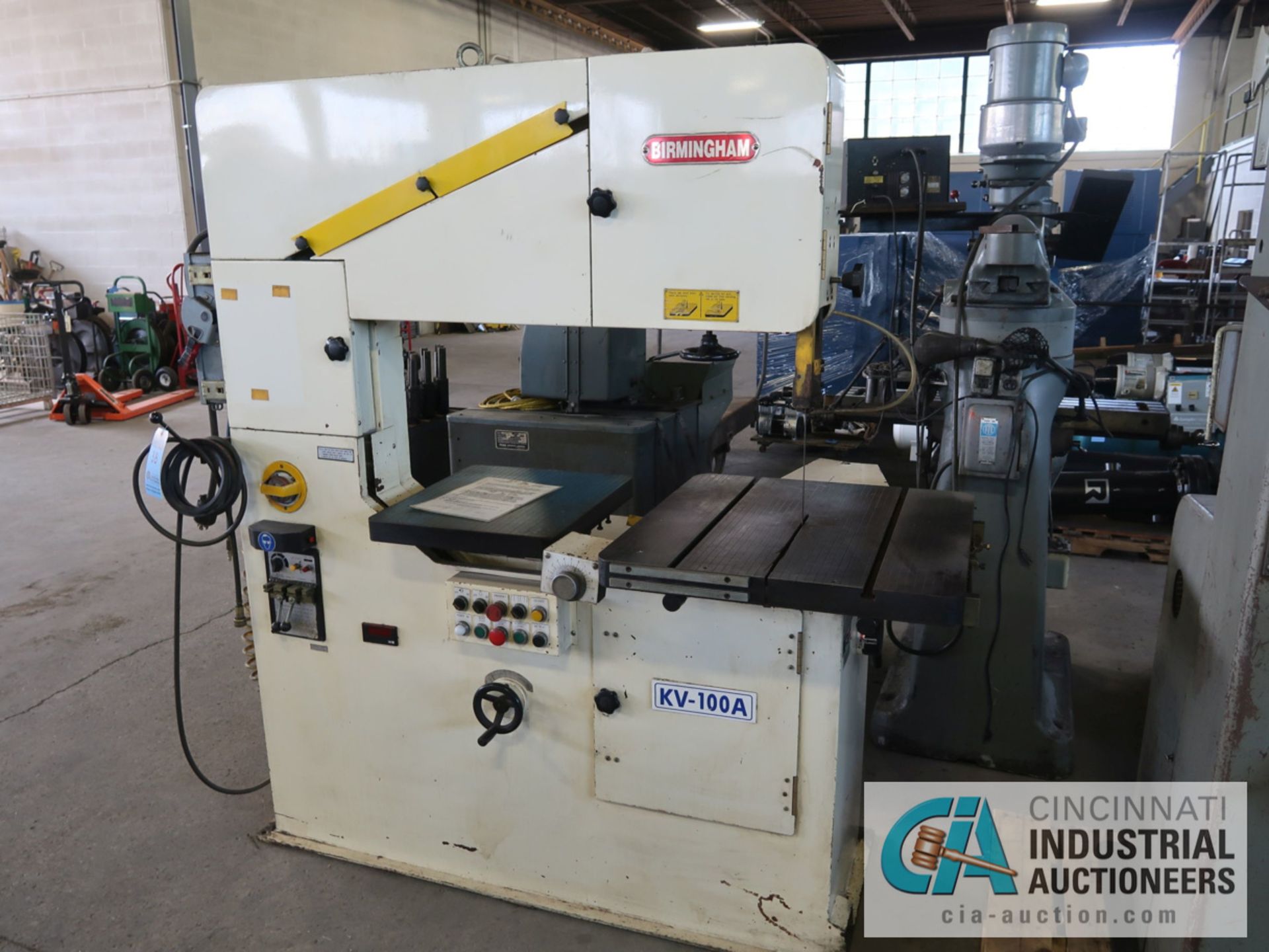 40" BIRMINGHAM MODEL KV-100A VERTICAL BAND SAW, S/N V100232A, BLADE WELDER, GRINDER, 26" X 27-1/2"