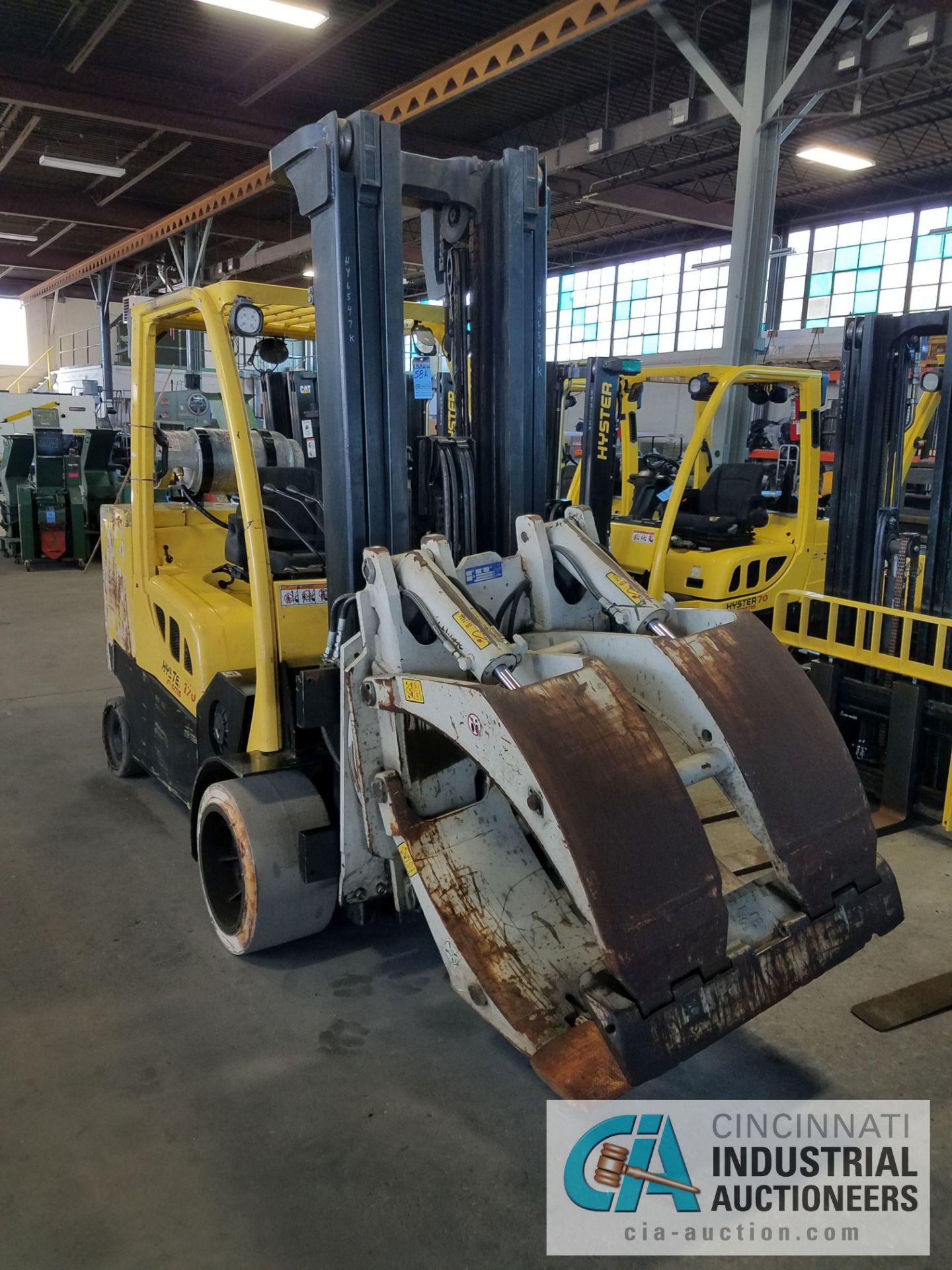 12,000 LB. CAPACITY HYSTER MODEL S120FT-PRS LP GAS CUSHION TIRE LIFT TRUCK WITH CASCADE - Image 2 of 8