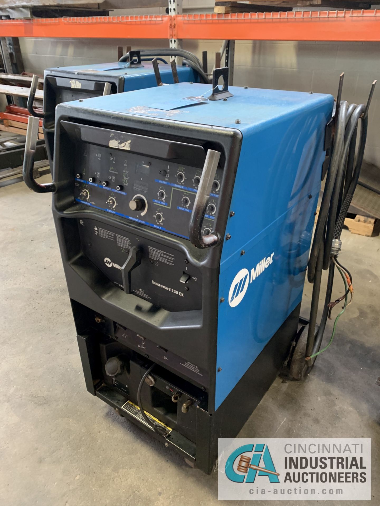 MILLER SYNCROWAVE 250DX TIG WELDER; S/N MA270004L (NEW 2010)