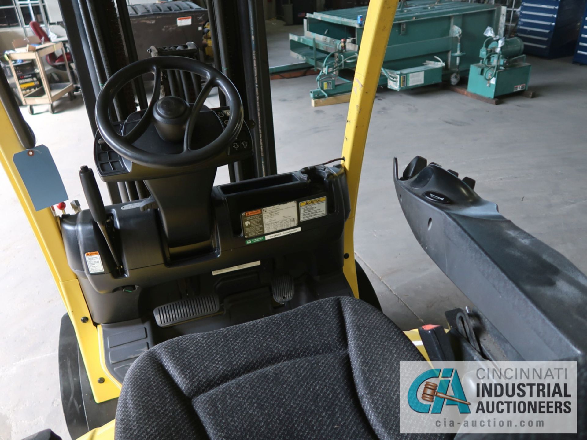 6,000 LB HYSTER MODEL S60FT LP GAS SOLID TIRE LIFT TRUCK WITH 3-STAGE MAST, 187" LIFT HEIGHT, 84" - Image 9 of 11