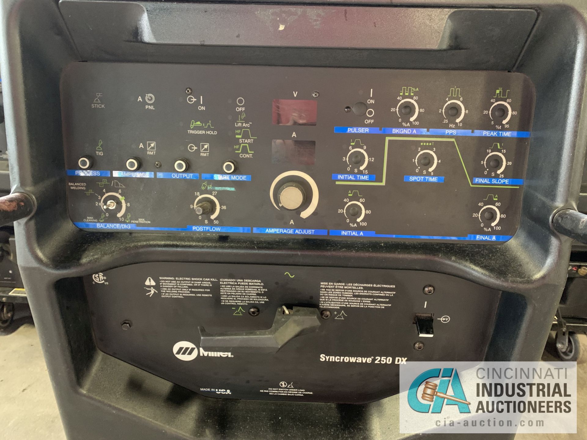 MILLER SYNCROWAVE 250DX TIG WELDER; S/N LK160030L (NEW 2009) - Image 3 of 7