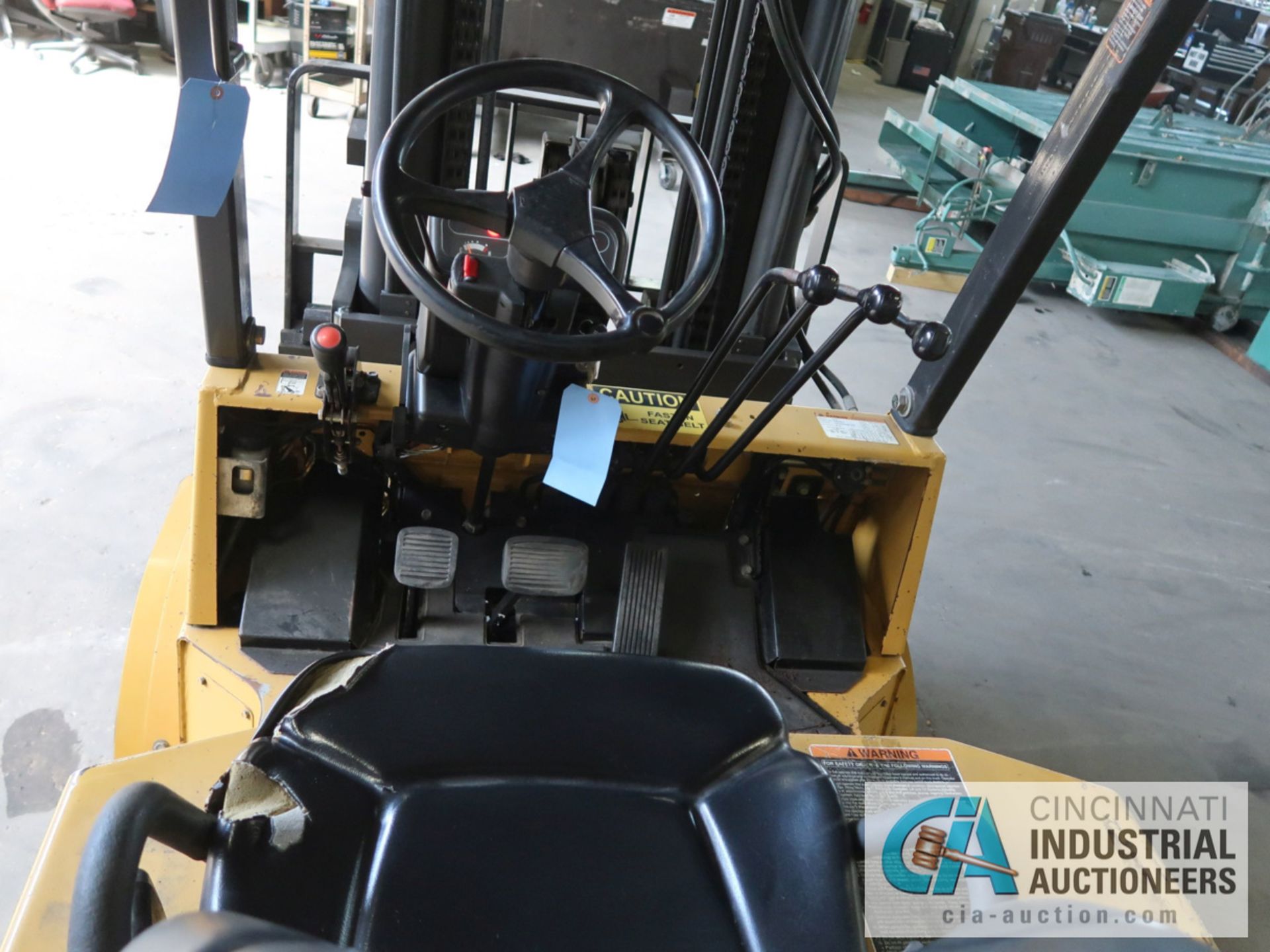 11,000 LB CATERPILLAR MODEL GC55K LP GAS SOLID TIRE FORKLIFT, S/N AT88A00314, 3-STAGE MAST, 82" MAST - Image 9 of 11