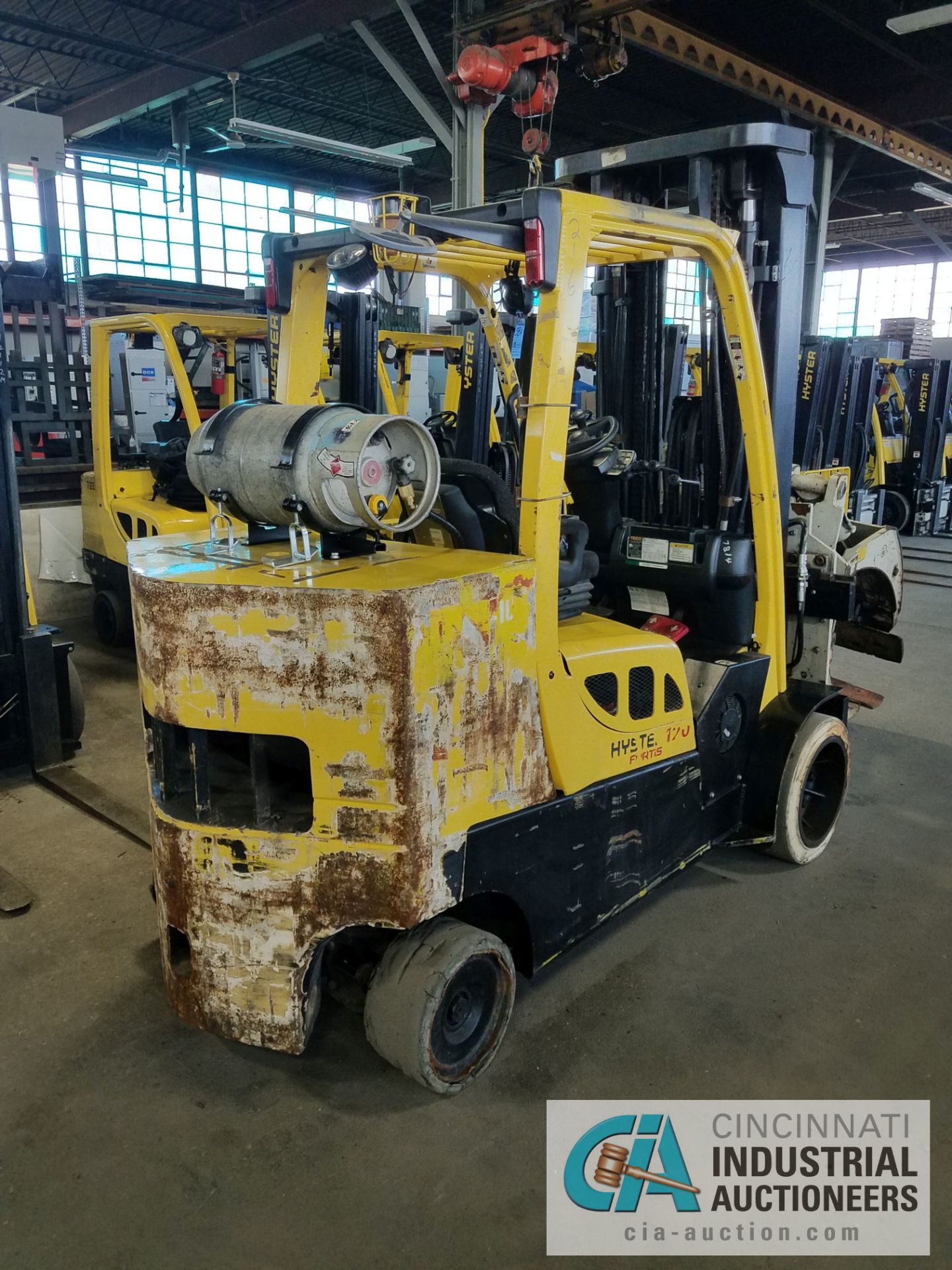 12,000 LB. CAPACITY HYSTER MODEL S120FT-PRS LP GAS CUSHION TIRE LIFT TRUCK WITH CASCADE - Image 3 of 8