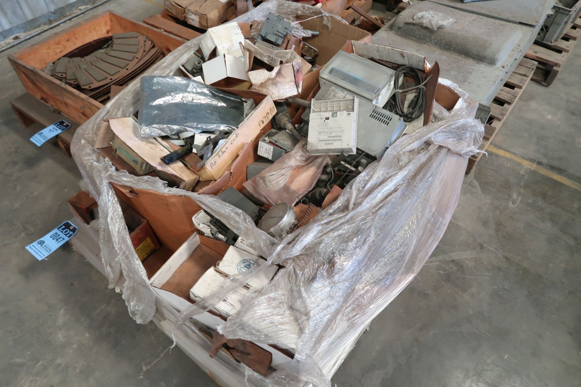 (LOT) (12) SKIDS MISC. PARTS & TOOLING, ELECTRICAL BOXES & MISC. - Image 2 of 13