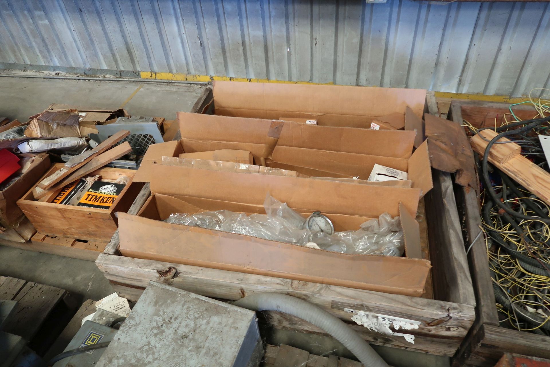(LOT) (12) SKIDS MISC. PARTS & TOOLING, ELECTRICAL BOXES & MISC. - Image 11 of 13