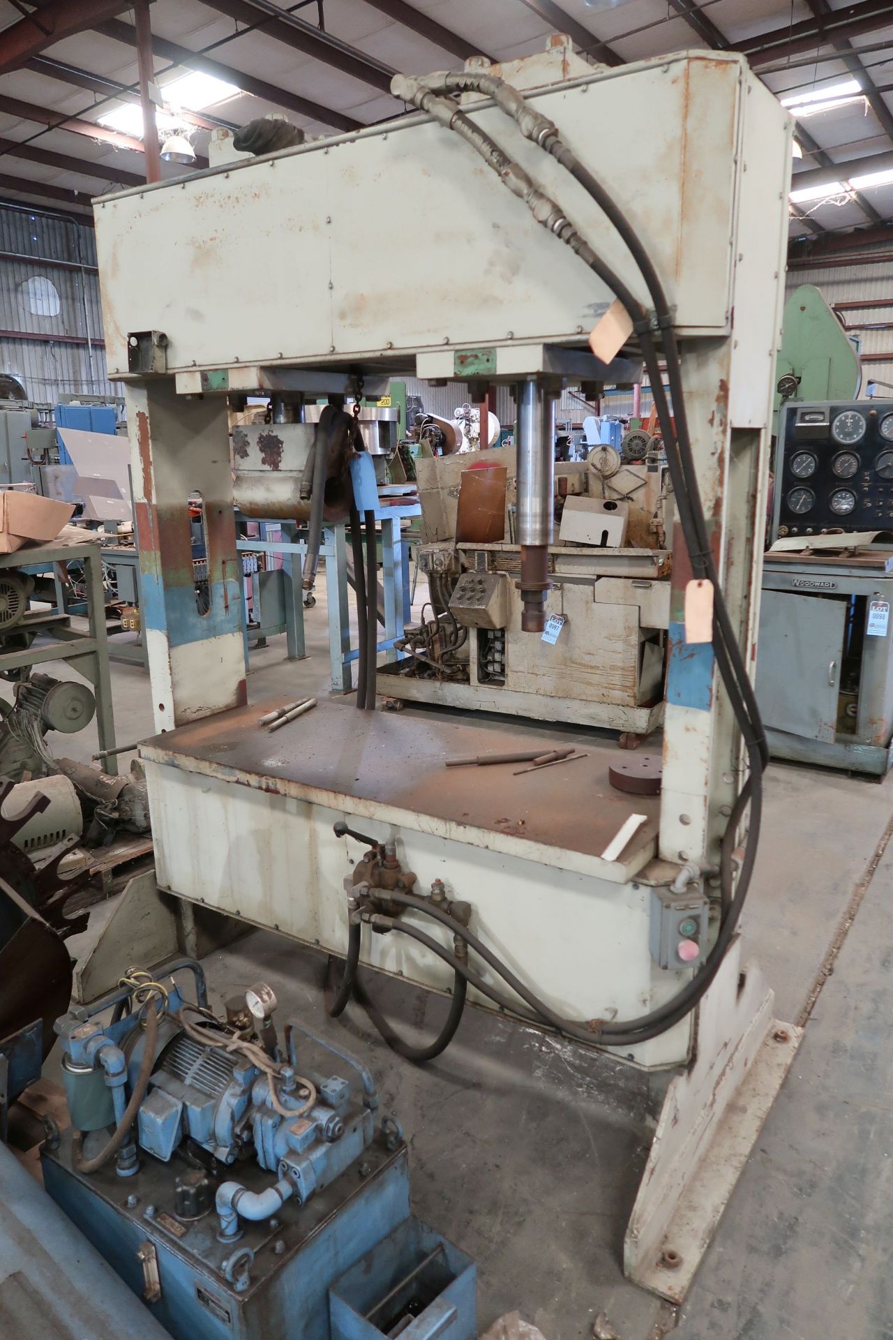 H-FRAME HYDRAULIC PRESS WITH 2' X 5' BED, NO HYDRAULIC UNIT - Image 3 of 3