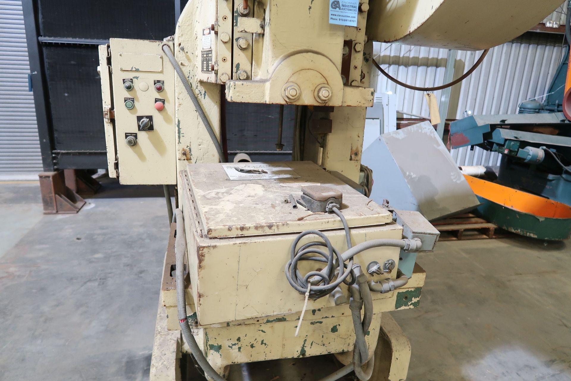 60 TON ROUSELLE MODEL 6A+6 OBI PRESS; S/N 25984, 6" STROKE, 110 SPM - Image 6 of 7