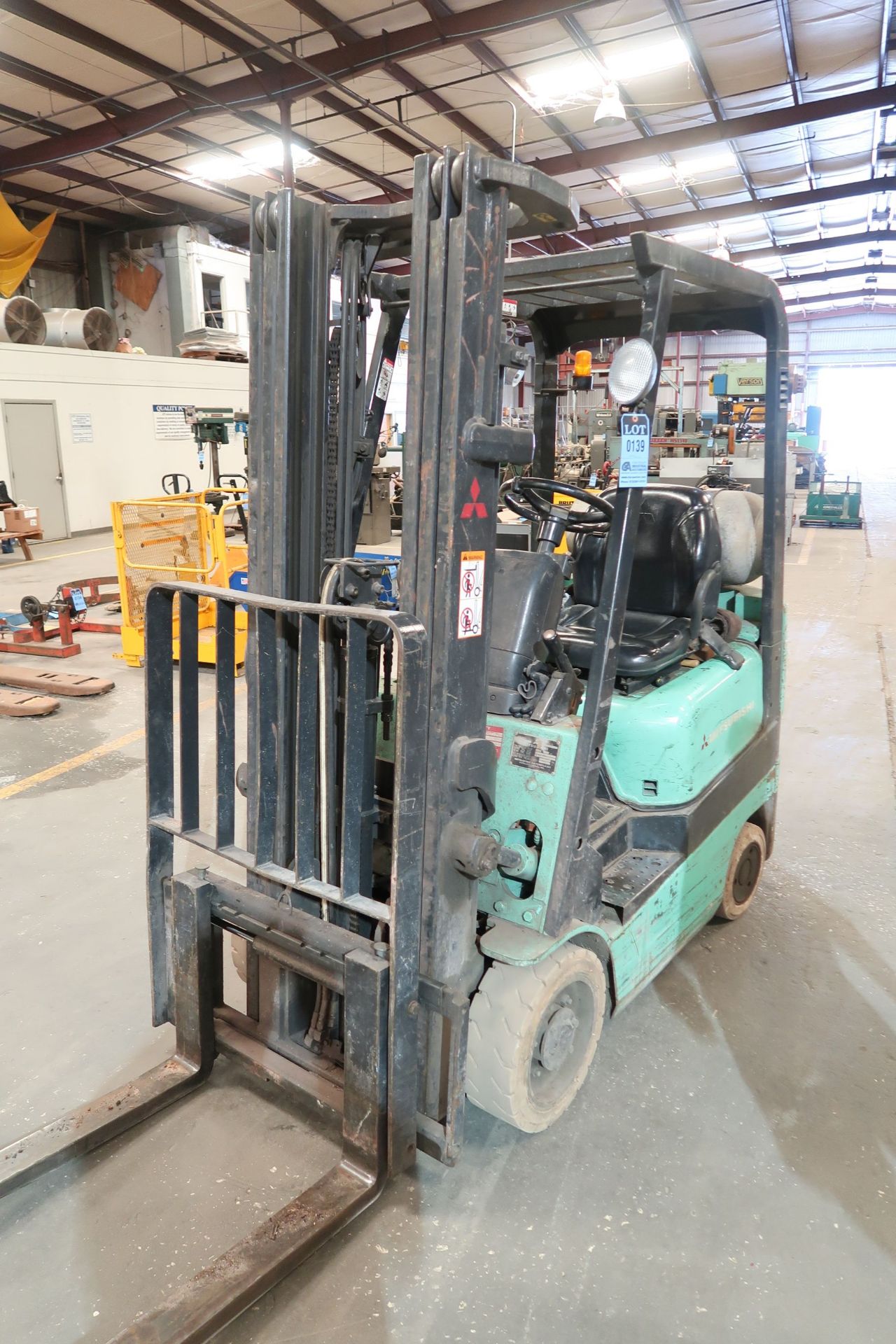 3,000 LB MITSUBISHI MODEL GC15K LP GAS SOLID TIRE LIFT TRUCK; S/N AF81E00468, 3-STAGE MAST, 5,300