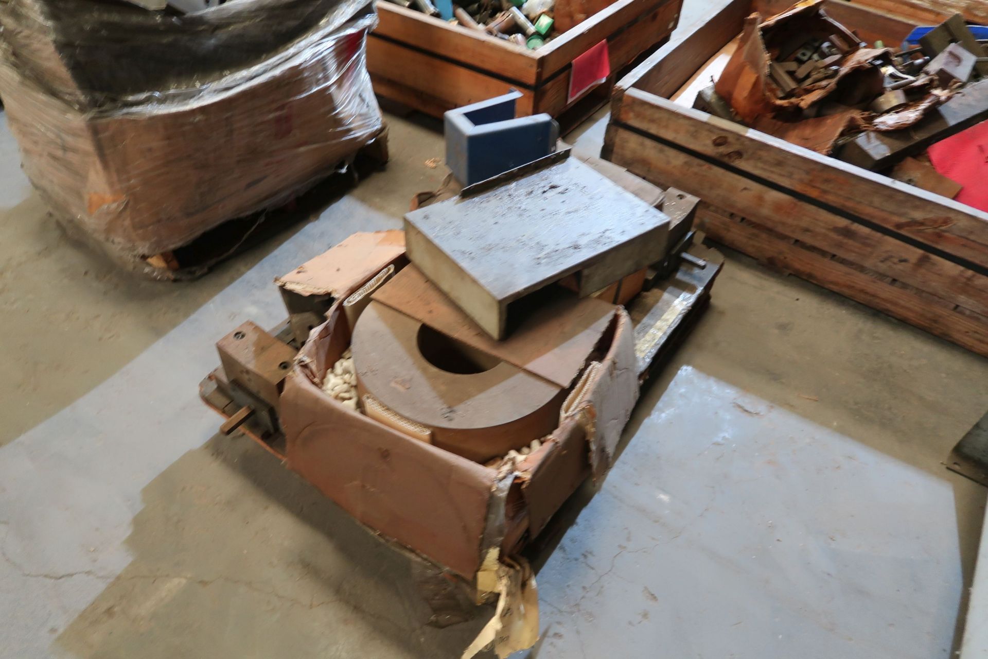 (LOT) (2) ROWS OF MISC. PARTS, APPROX. (20) SKIDS, CRATES, RACKS, CARTS - Image 15 of 21