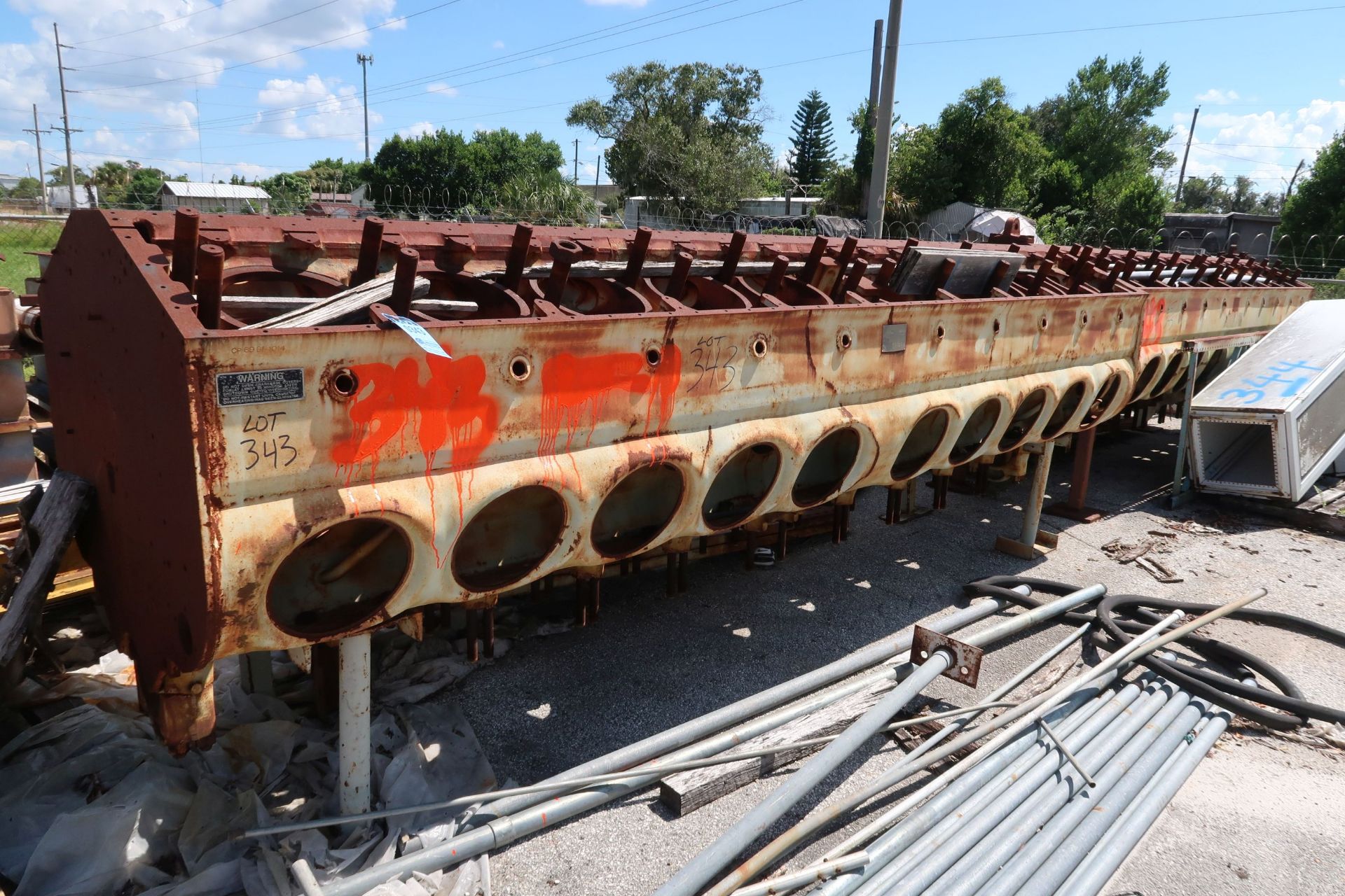 20-CYL CAST IRON ENGINE BLOCKS (ORANGE PAINT)