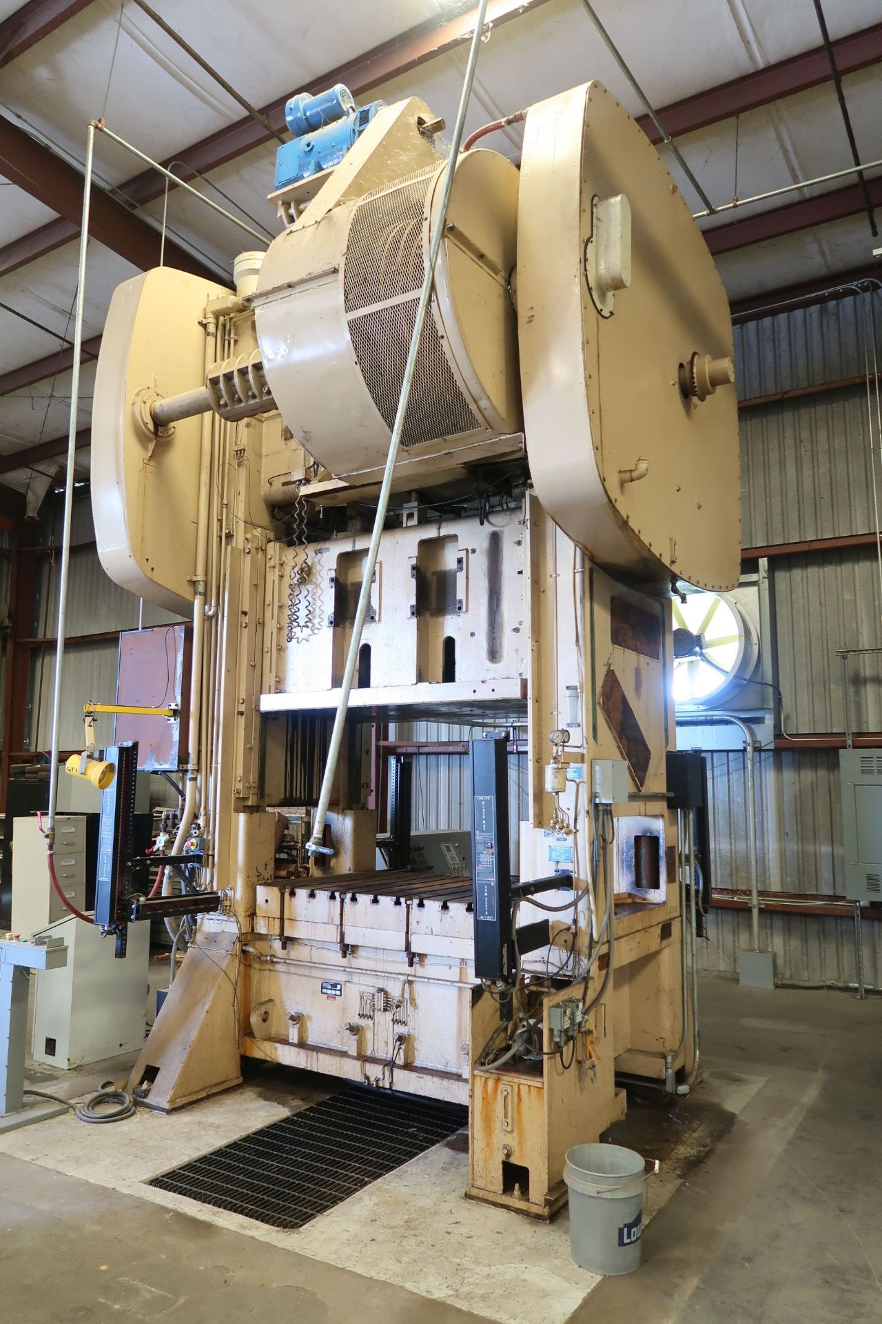 400 TON BLISS MODEL SC2-400-48-72 SSDC PRESS; S/N H68123, 12" STROKE, 38- «" SHUT HEIGHT, 20 - 40 - Image 2 of 14