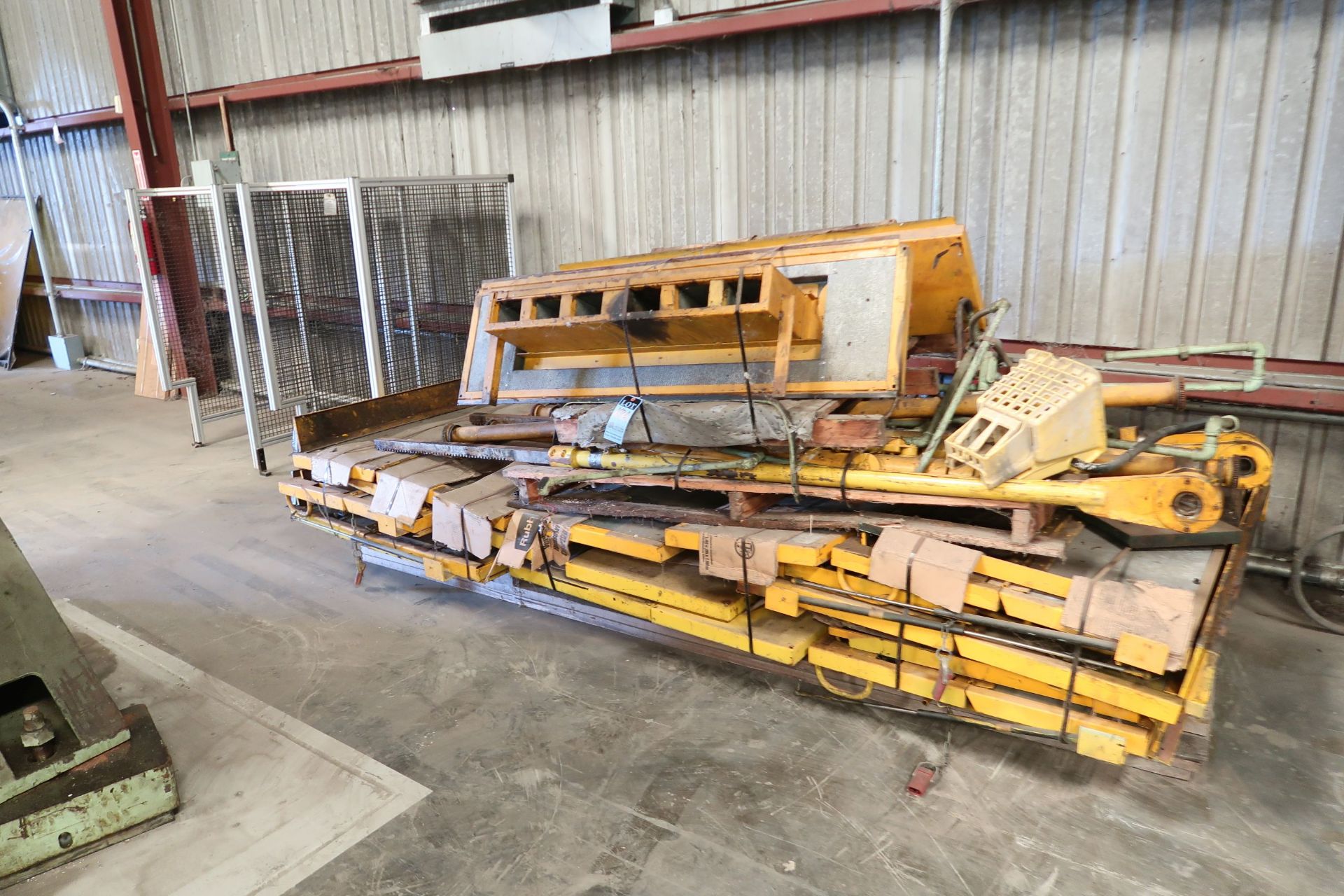 (LOT) SAFETY BARRIERS FOR 300 TON VERSON PRESSES