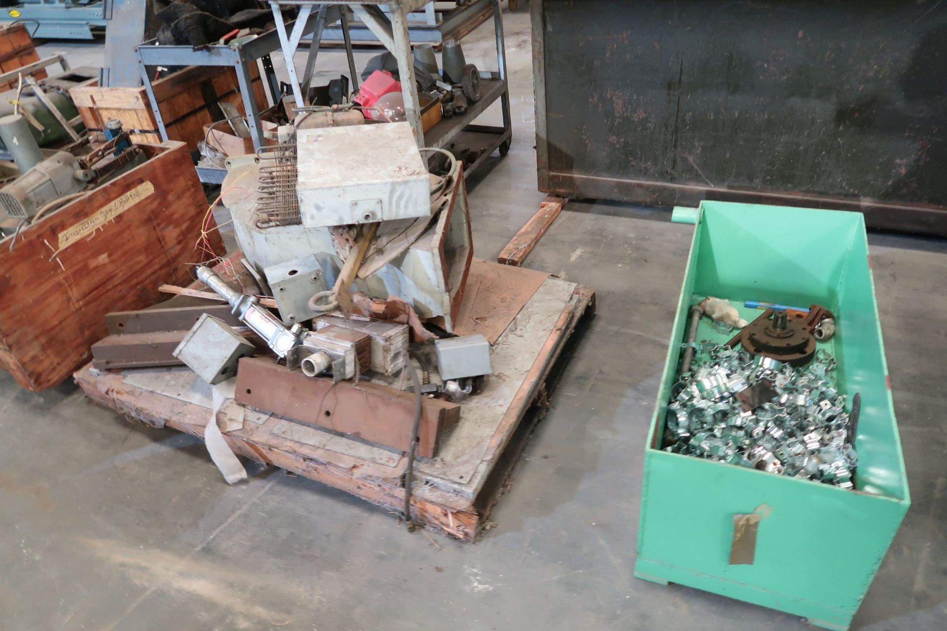 (LOT) (2) ROWS OF MISC. PARTS, APPROX. (20) SKIDS, CRATES, RACKS, CARTS - Image 3 of 21