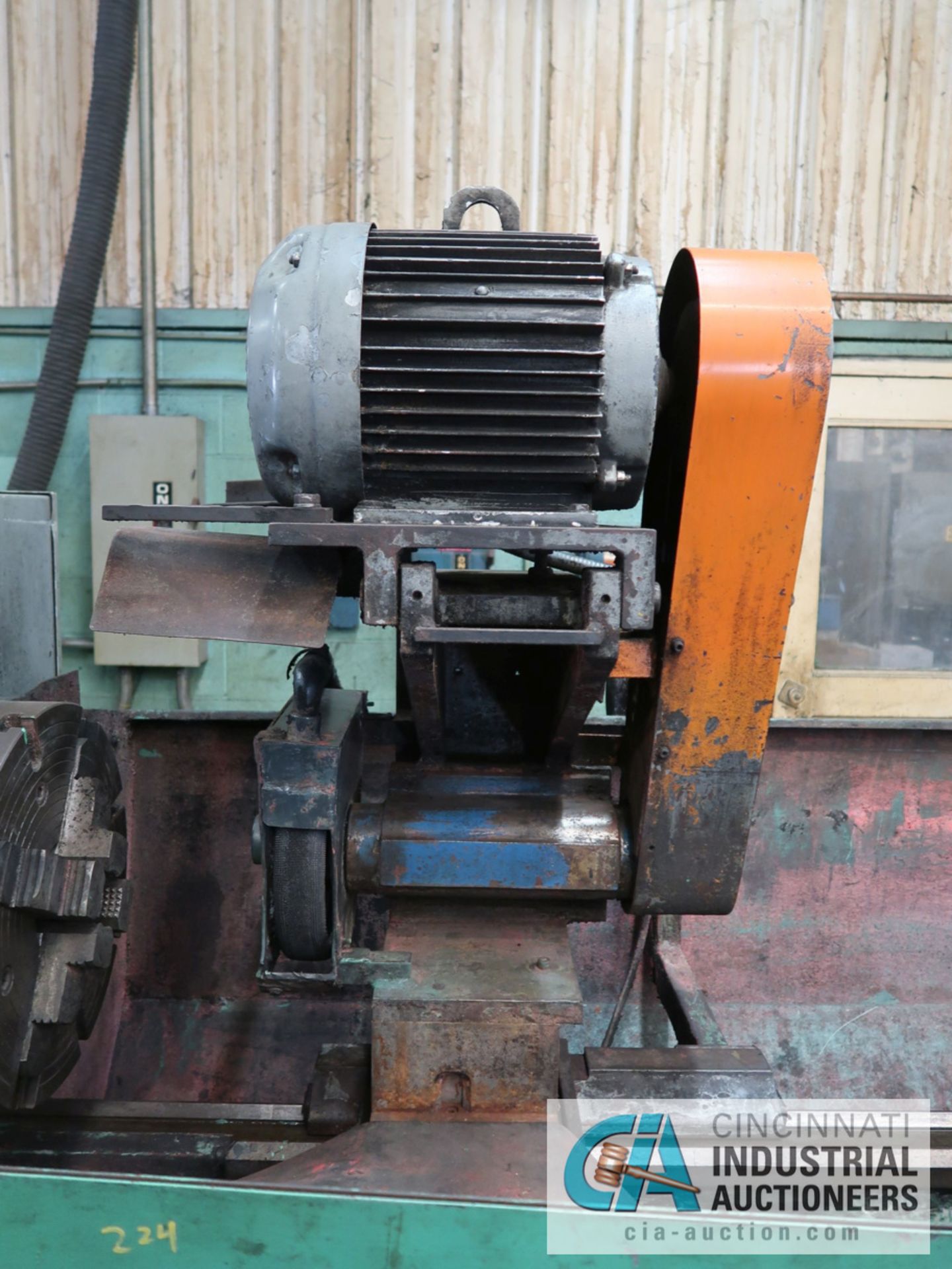 24" X 10' SOUTH BEND ENGINE LATHE W/ GRINDING ATTACHMENT; S/N 21129801058, 1,000 RPM, APPROX. 16" - Image 7 of 9
