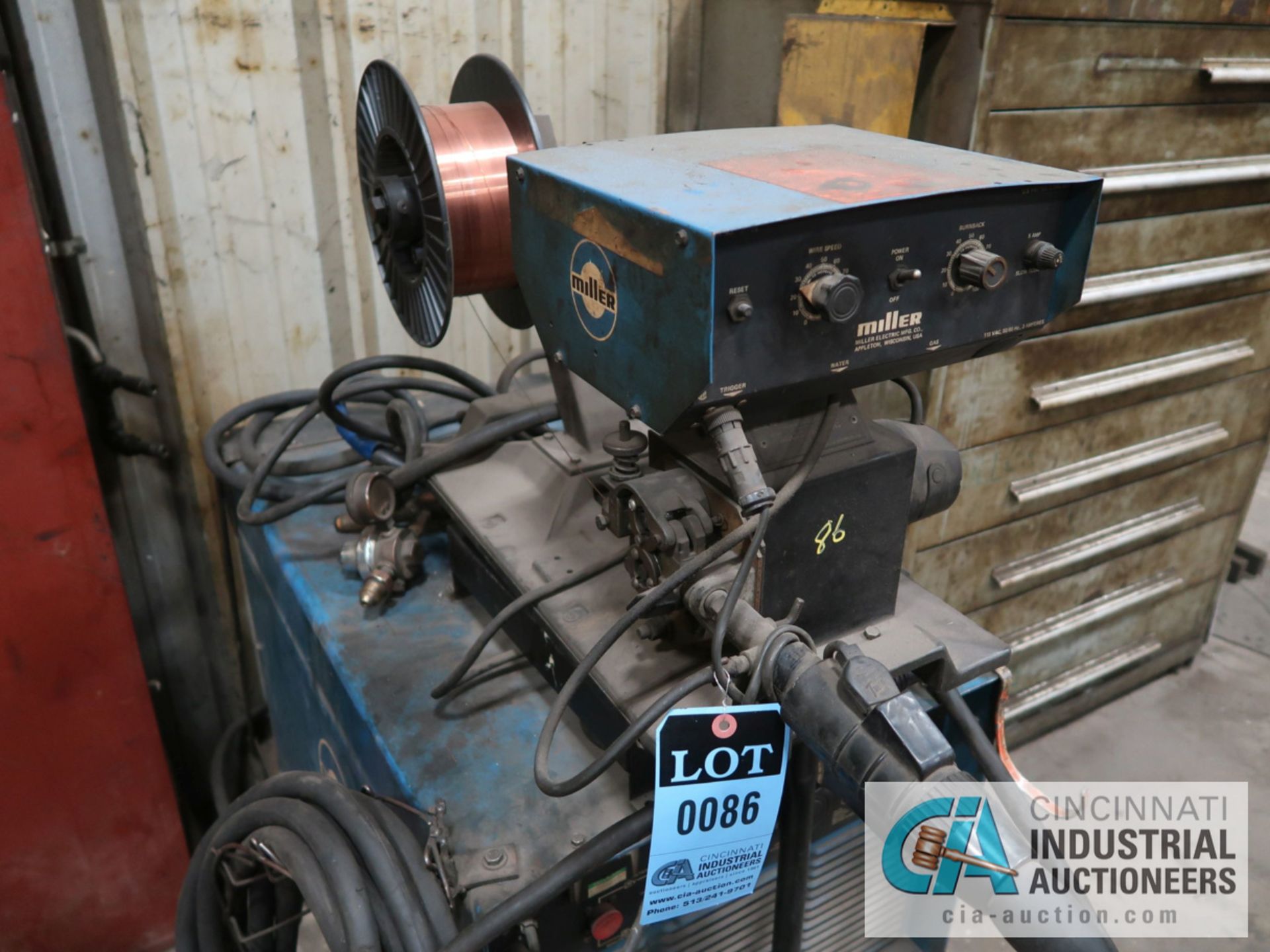 450 AMP MILLER DELTAWELD 450 ARC WELDER WITH WIRE FEED; S/N JF953661 - Image 3 of 5