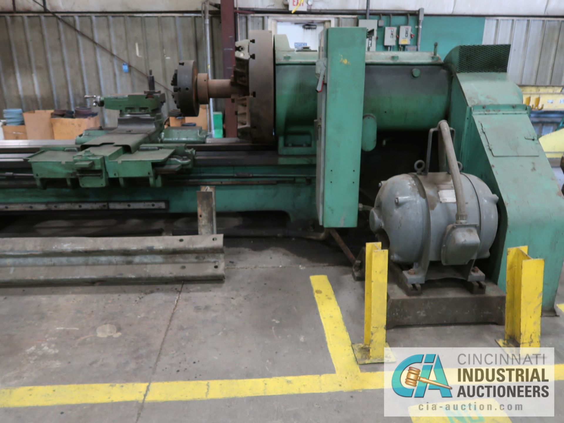 40" X 19' MONARCH MODEL 32"NN ENGINE LATHE; S/N 32078, 300 RPM, 36" 4-JAW CHUCK, TAILSTOCK - Image 4 of 12