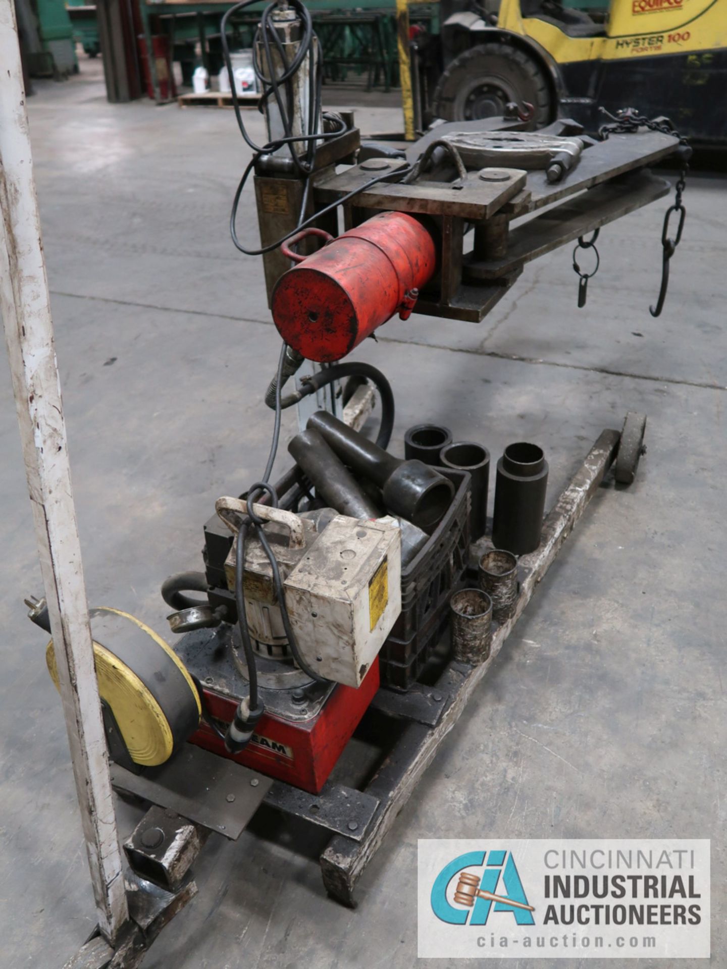 100 TON POWERTEAM MODEL ENFORCER 100 NO. PHT1002 PORTABLE WHEEL PULLER; S/N 0702Y72090 - Image 3 of 4