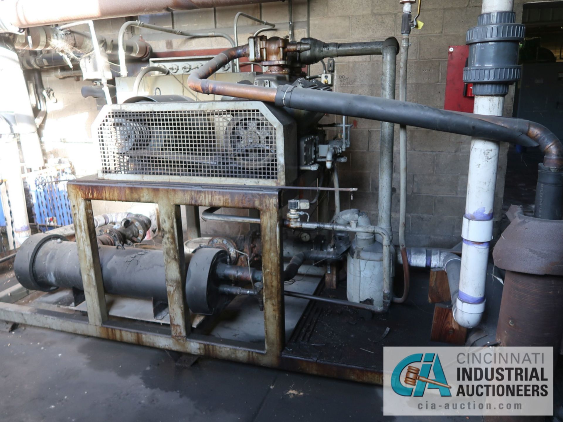 THERMAL CARE MODEL 8WMX AIR COOLED CHILLER W/ HEAT EXCHANGER OUTSIDE; S/N CB949L9, 50-HP MOTOR, - Image 2 of 5