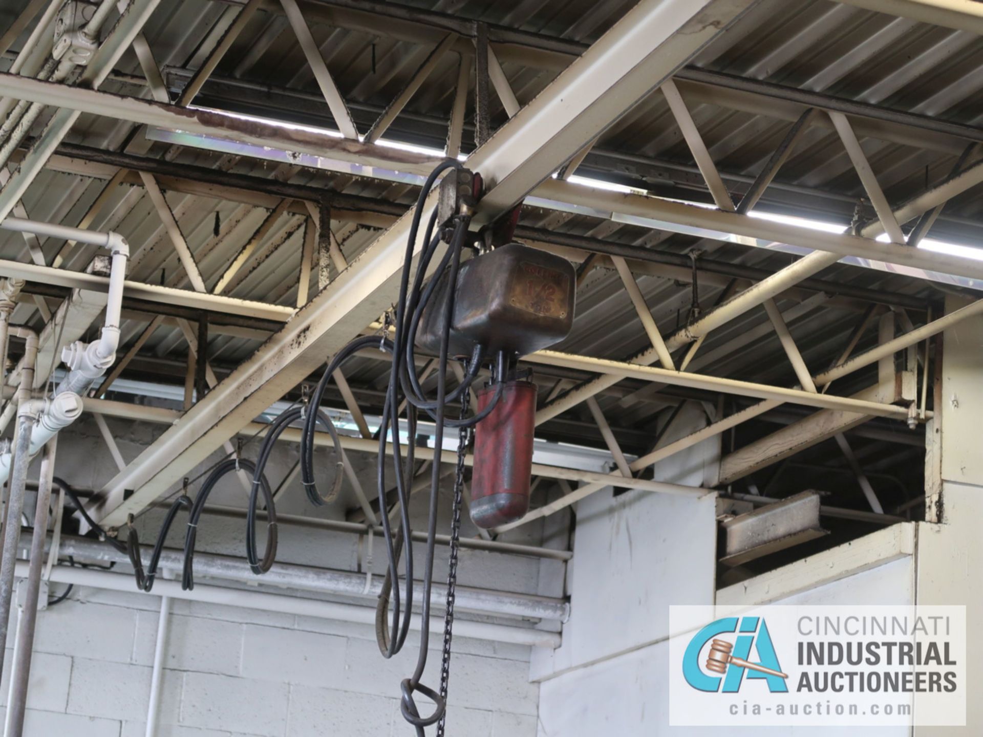 1 TON COFTING ELECTRIC HOISTS - Image 3 of 3