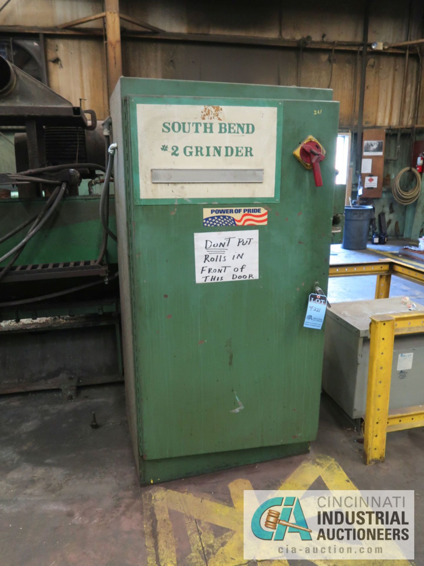 24" X 16' SOUTH BEND ROLL GRINDER; S/N 118AM, 500 RPM, 22" 4-JAW CHUCK, TAILSTOCK, GRINDER - Image 11 of 11