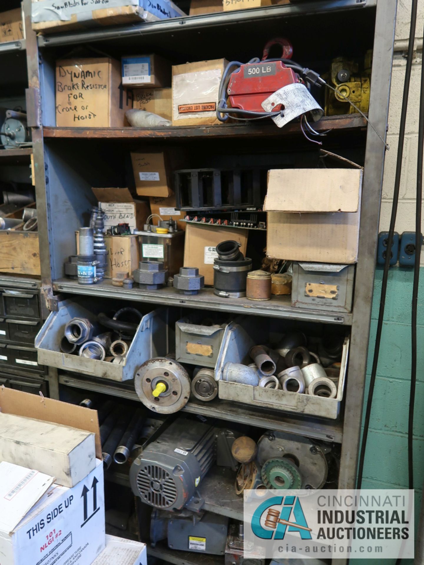 (LOT) CONTENTS OF MAINTENANCE ROOM, (10) CABINETS & SHELVES WITH BUILDING & MACHINE MAINTENANCE - Image 2 of 11