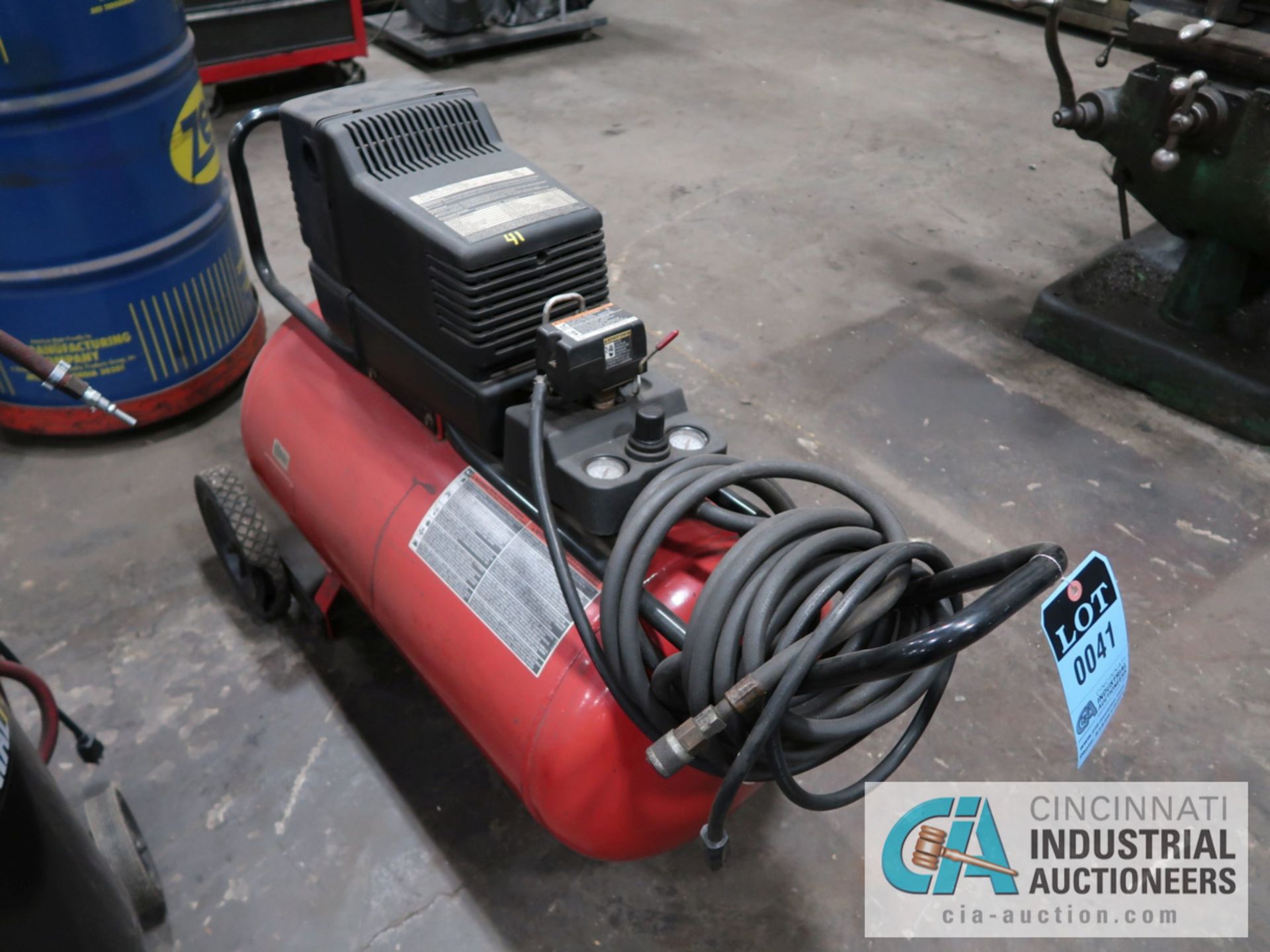 5.5 HP CRAFTSMAN HORIZONTAL TANK MOUNTED PORTABLE AIR COMPRESSOR, 30 GALLON TANK - Image 2 of 2