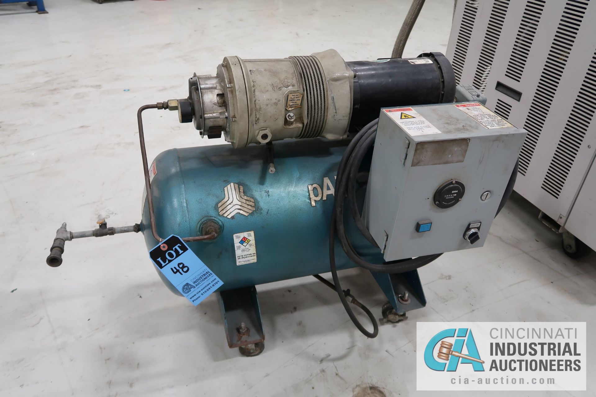 PAIR HORIZONTAL AIR COMPRESSOR