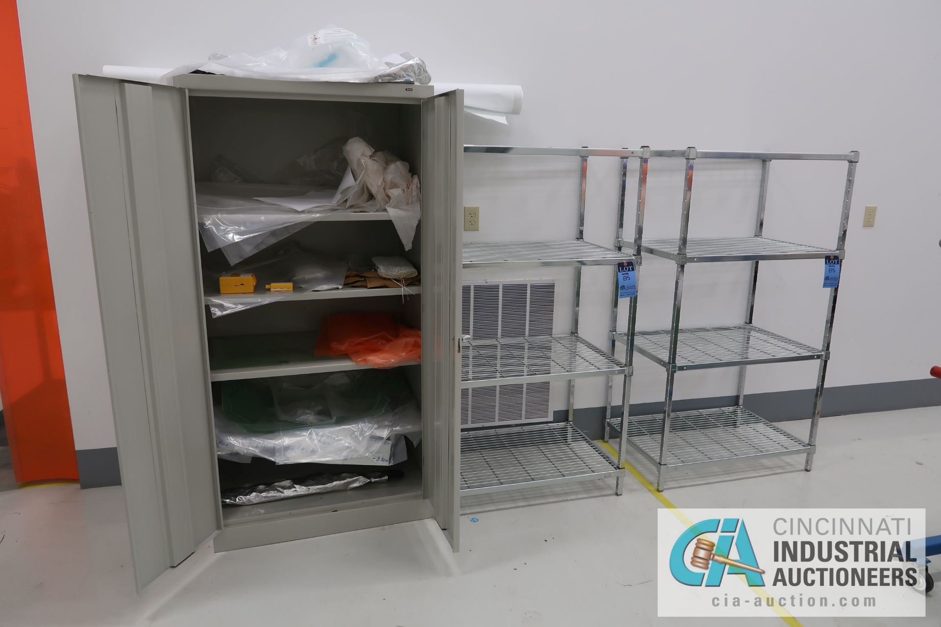 (LOT) TWO-DOOR CABINET WITH CONTENTS AND (2) AMCO WIRE RACKS