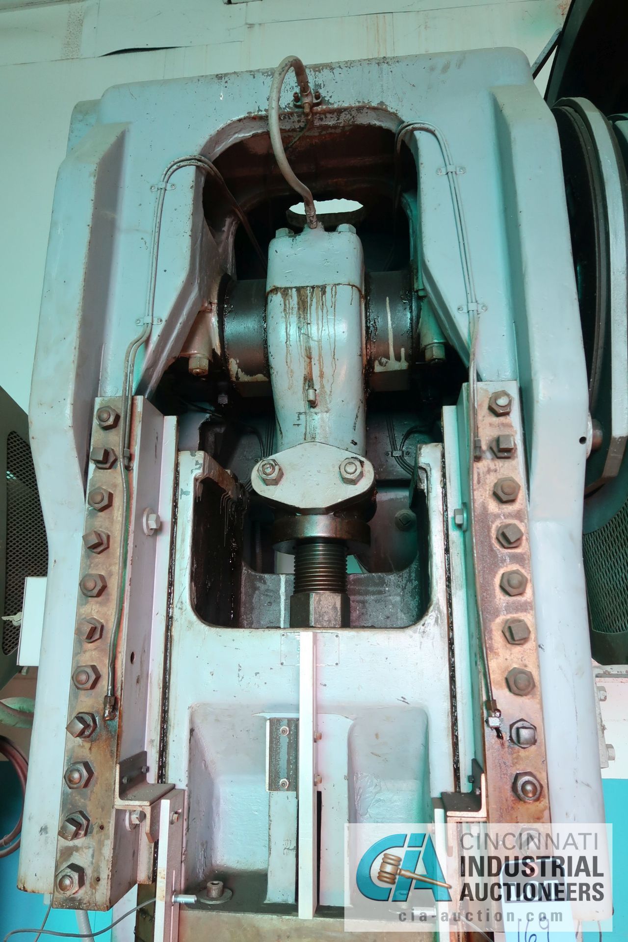 **88 TON MINSTER MODEL 10-8 GAP FRAME PRESS; S/N 10-8-7622, AIR CLUTCH, AIR BRAKE, 4" STROKE, 3.5" - Image 5 of 9