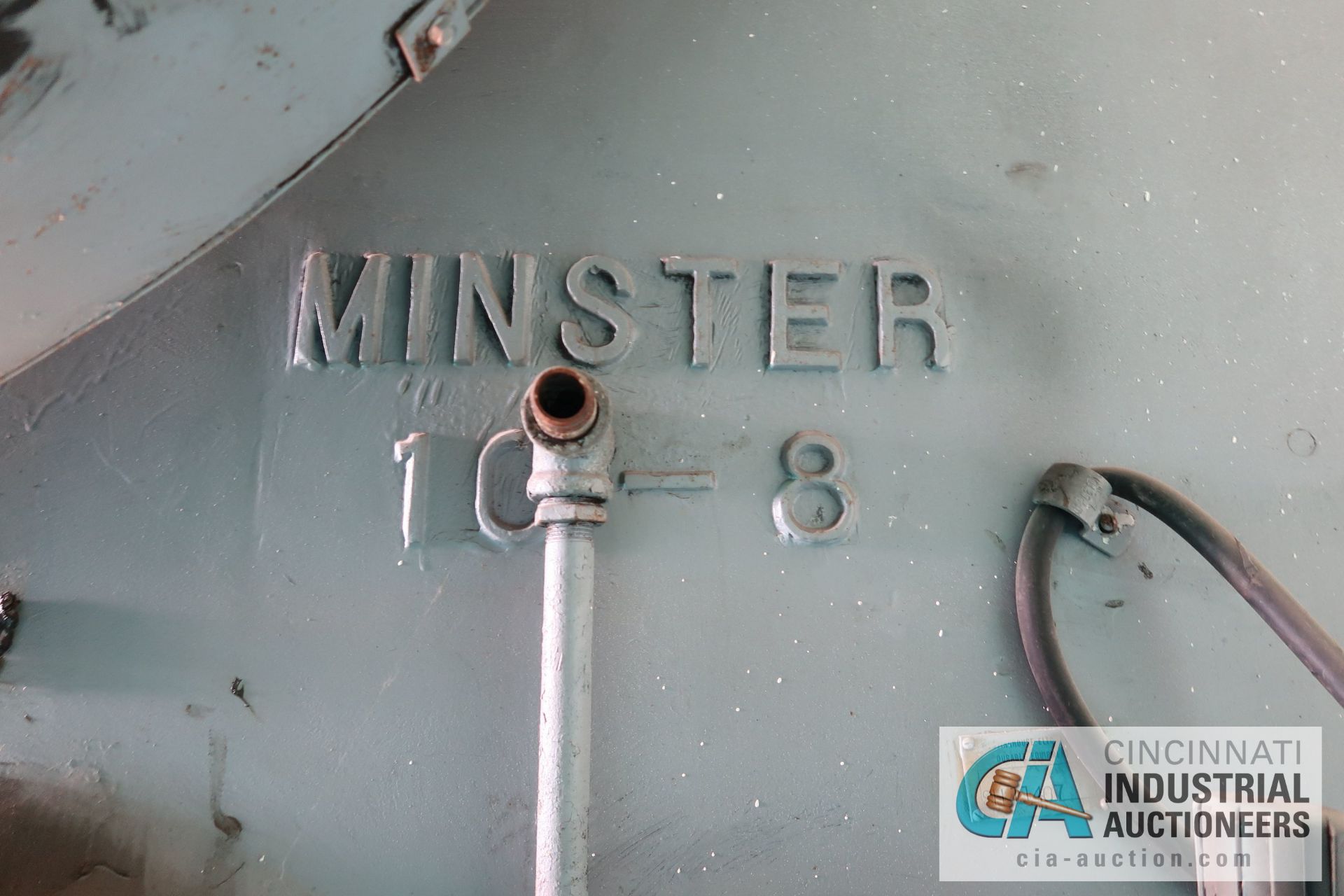 **88 TON MINSTER MODEL 10-8 GAP FRAME PRESS; S/N 10-8-7622, AIR CLUTCH, AIR BRAKE, 4" STROKE, 3.5" - Image 4 of 9